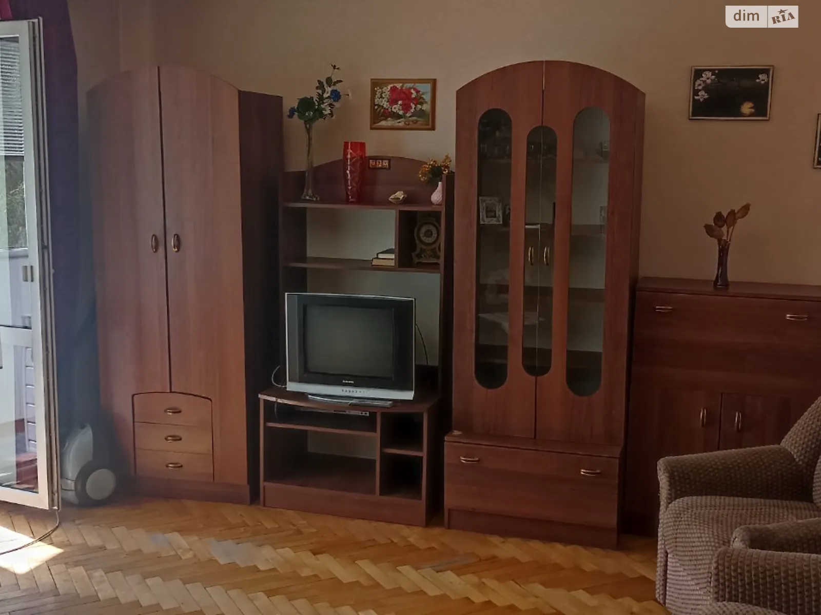3-комнатная квартира 67 кв. м в Тернополе, ул. Острожского Князя - фото 1