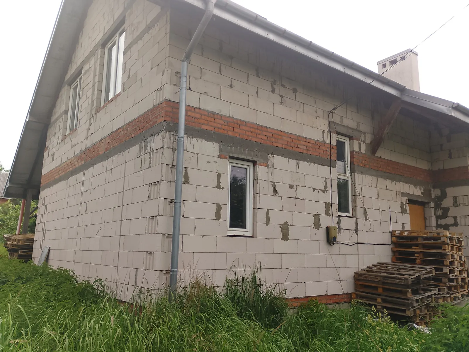 Продається будинок 2 поверховий 181 кв. м з бесідкою, вул. Романа Шухевича, 159 - фото 1