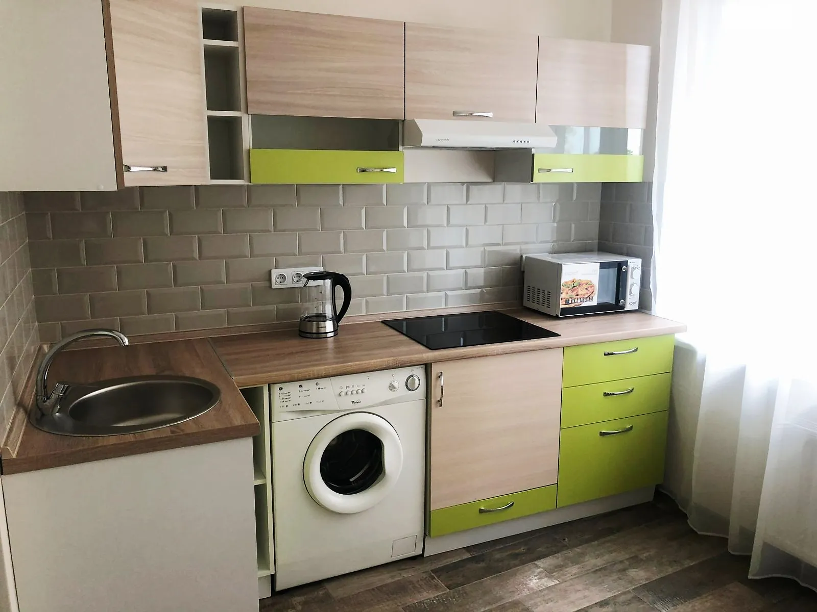 Продається 1-кімнатна квартира 39.3 кв. м у Одесі, вул. Валерія Самофалова - фото 1