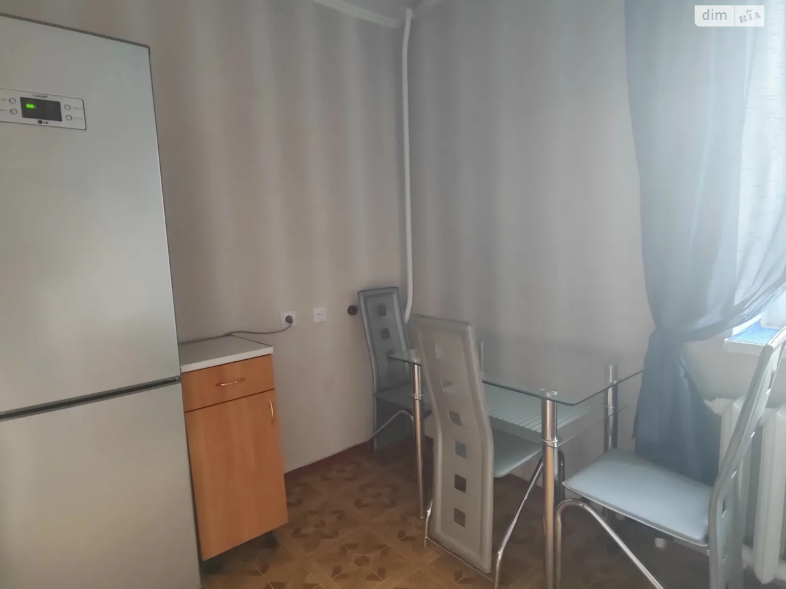 Сдается в аренду 1-комнатная квартира 35 кв. м в Житомире, Ворота Искусств майд., 4 - фото 1