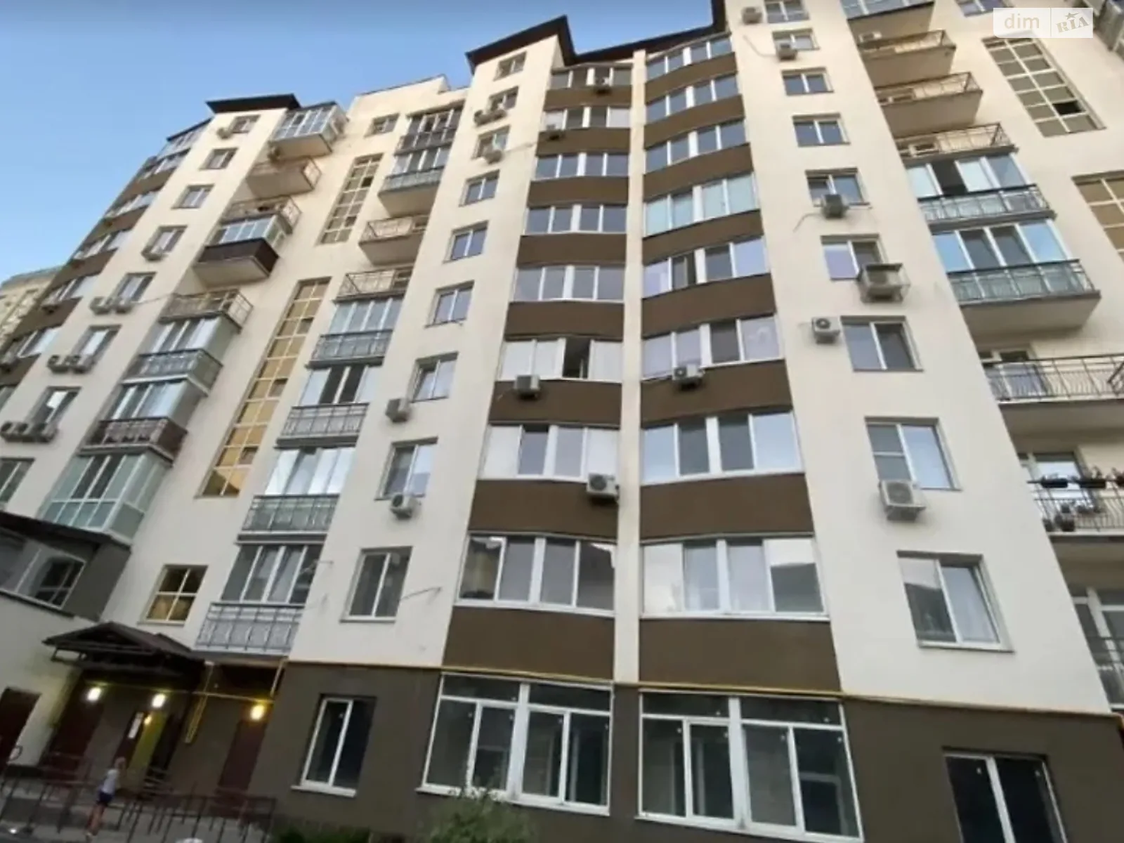 Продается 1-комнатная квартира 67 кв. м в Харькове, цена: 80000 $ - фото 1