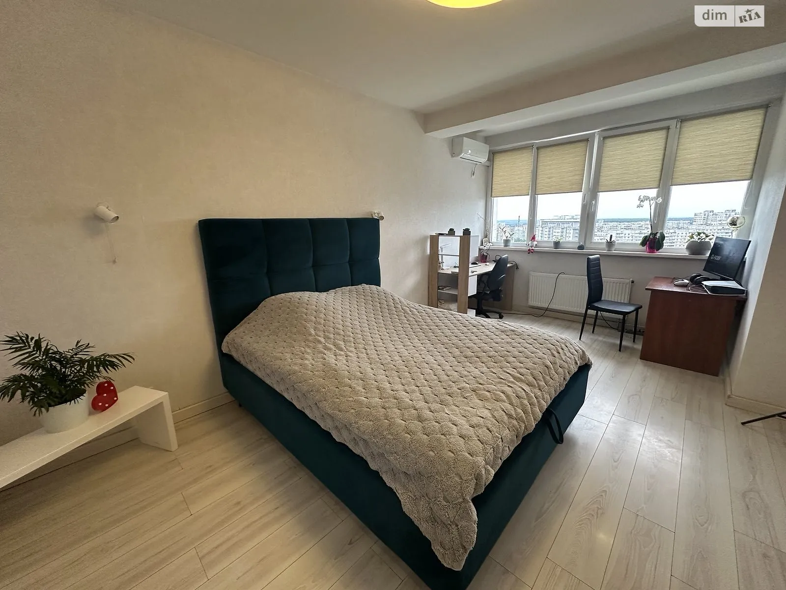 Продається 1-кімнатна квартира 50 кв. м у Харкові, вул. Аврамівська, 4 - фото 1
