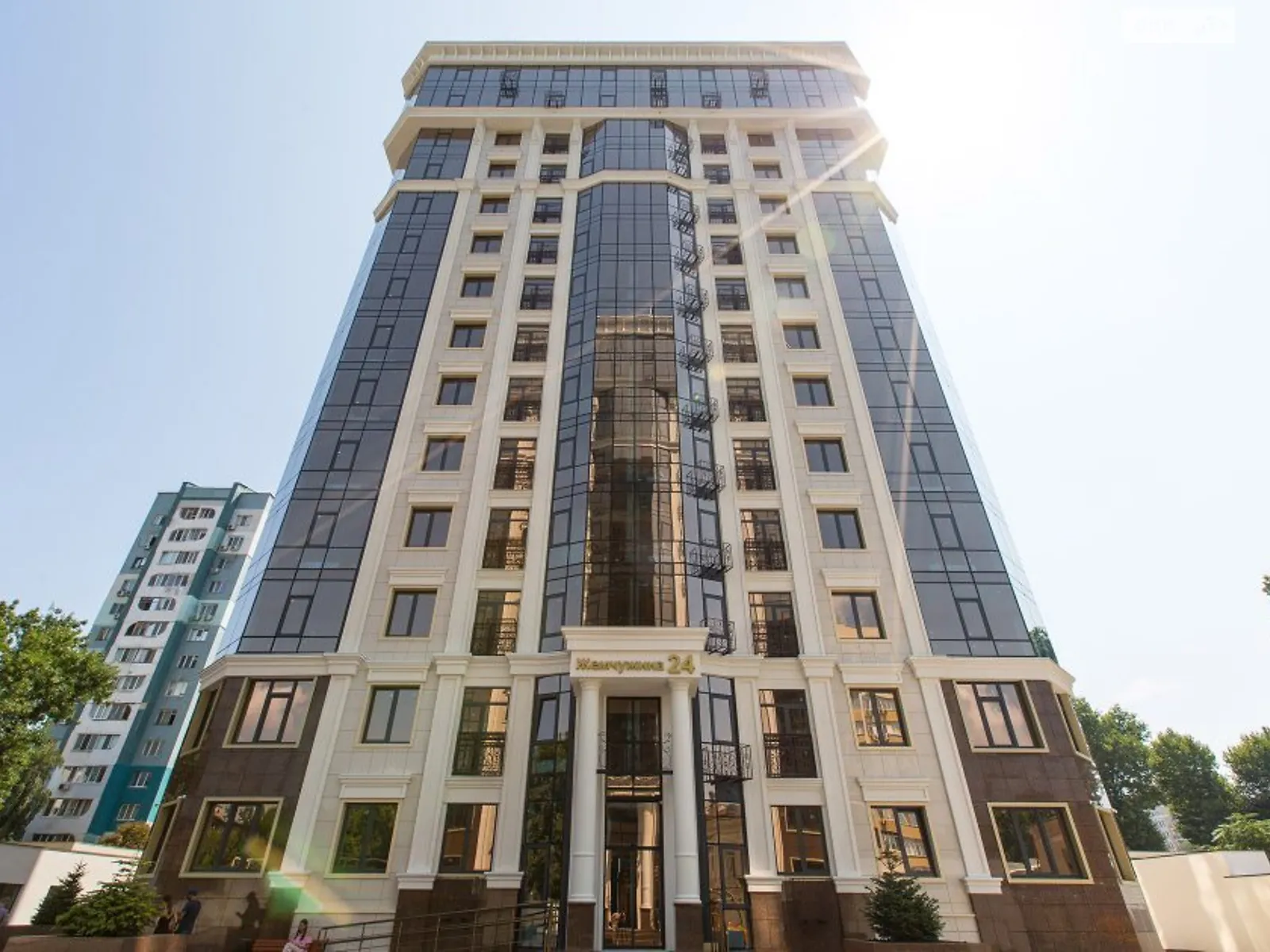 Продается 1-комнатная квартира 47 кв. м в Одессе, бул. Итальянский - фото 1