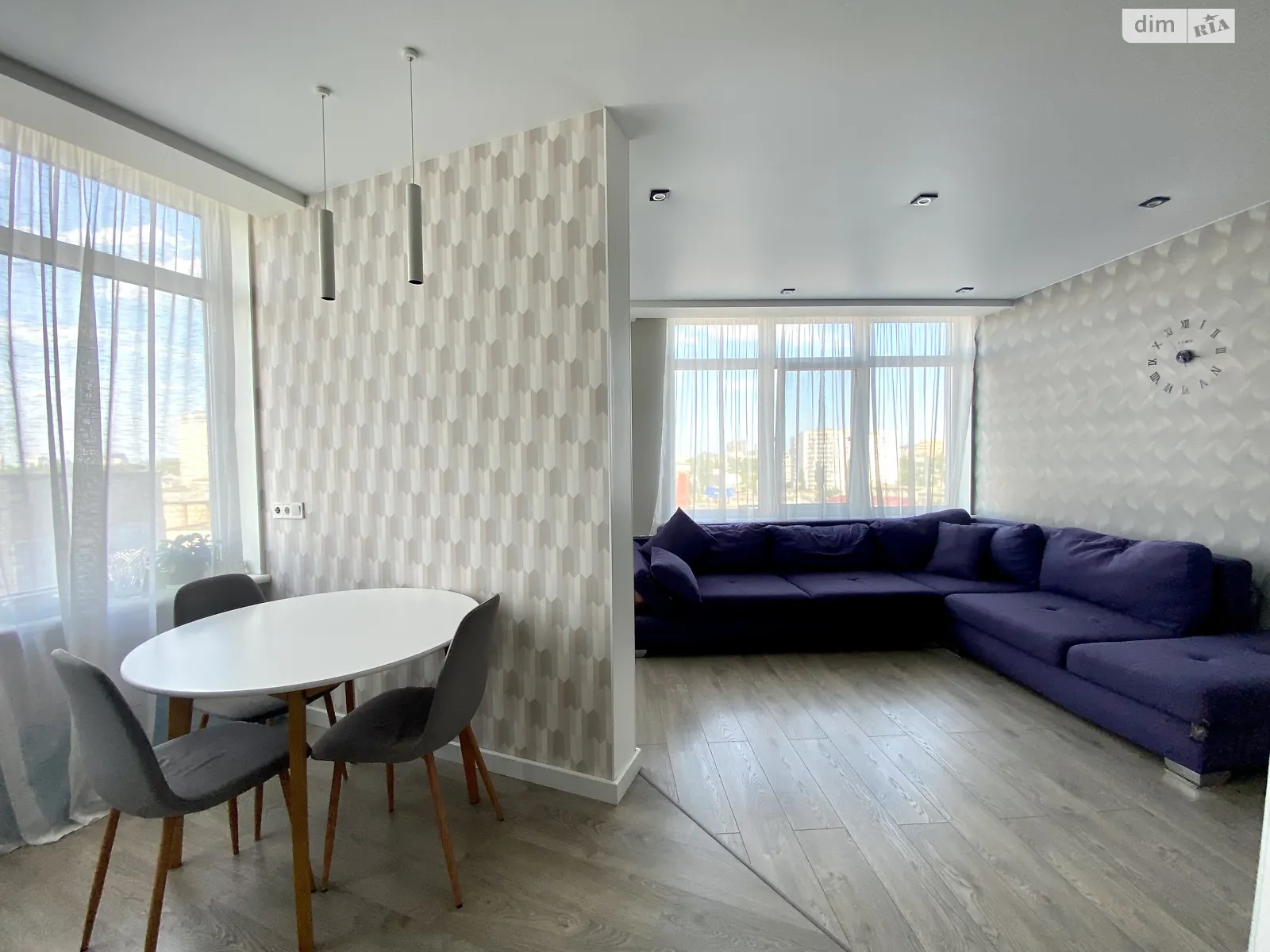 Продается 3-комнатная квартира 72.9 кв. м в Одессе, ул. Бассейная, 6А - фото 1