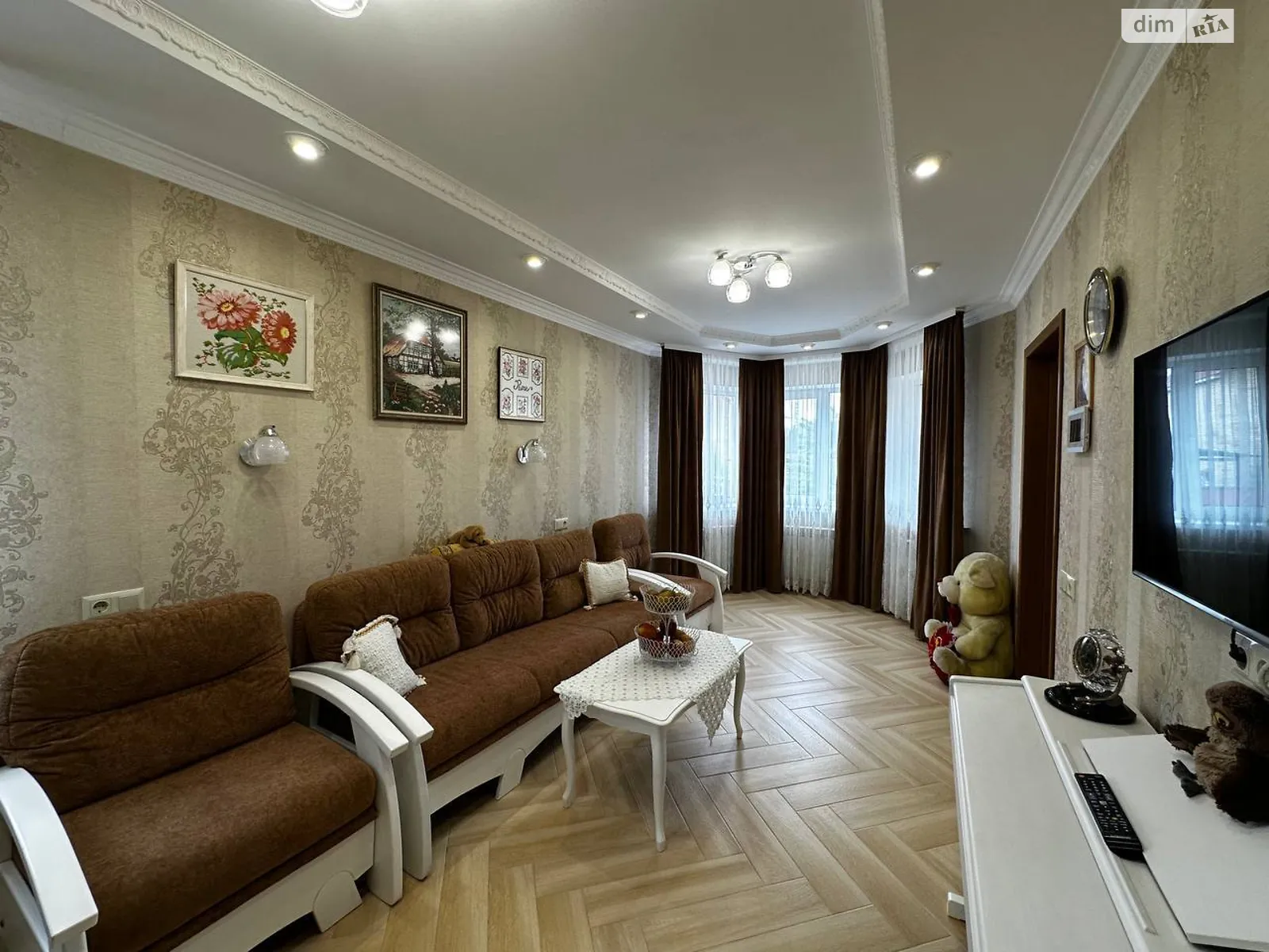 Продається частина будинку 225.9 кв. м з гаражем, цена: 250000 $ - фото 1
