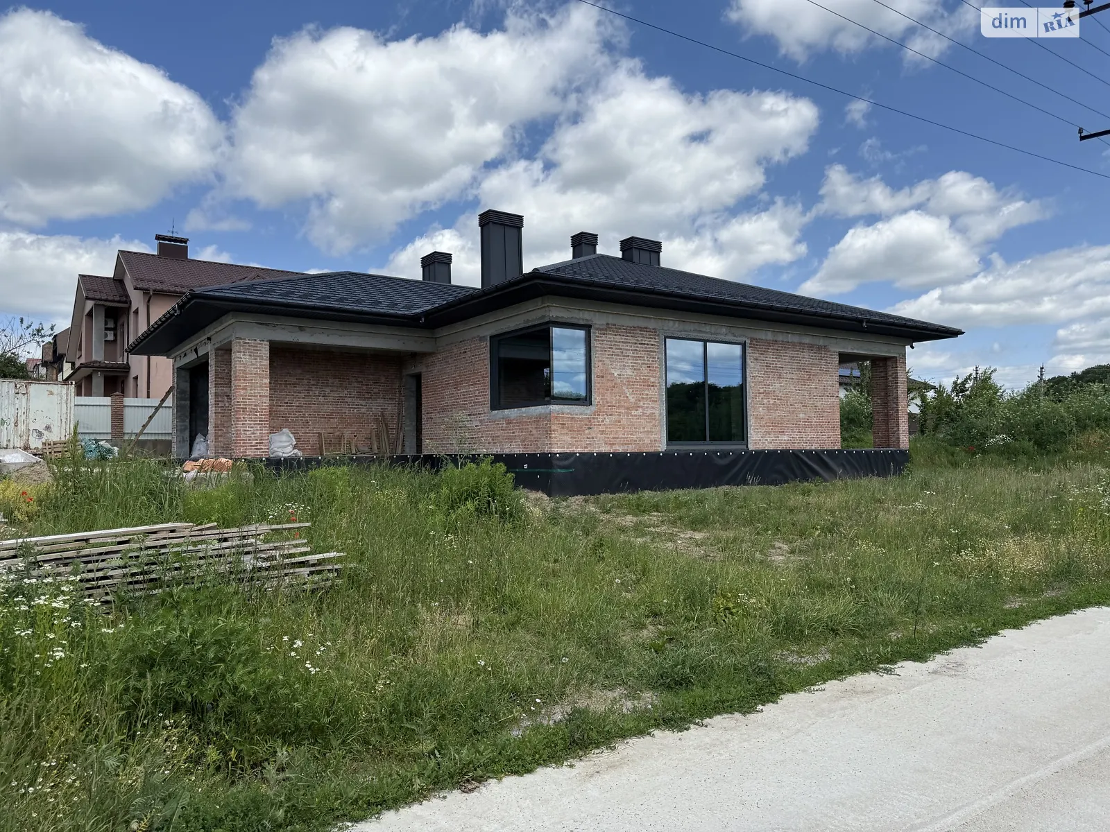 Продається одноповерховий будинок 210 кв. м з верандою, цена: 250000 $ - фото 1