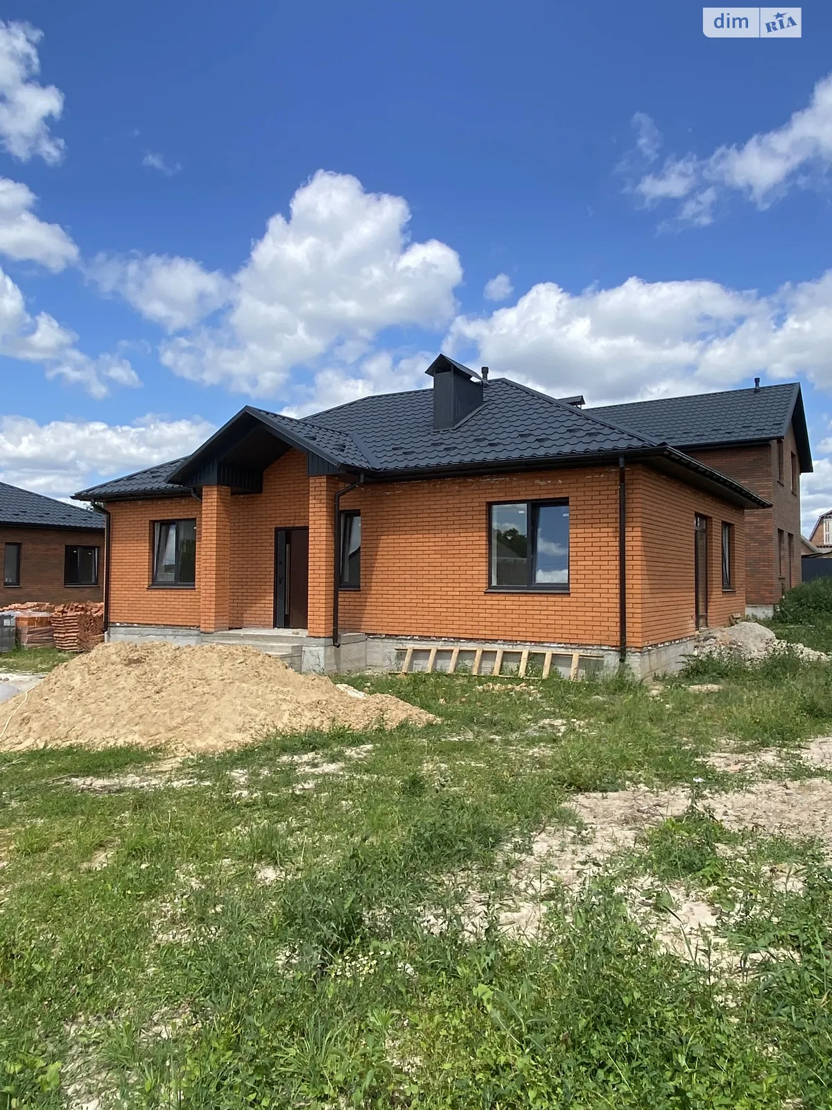 Продається одноповерховий будинок 105 кв. м з бесідкою, цена: 89000 $ - фото 1