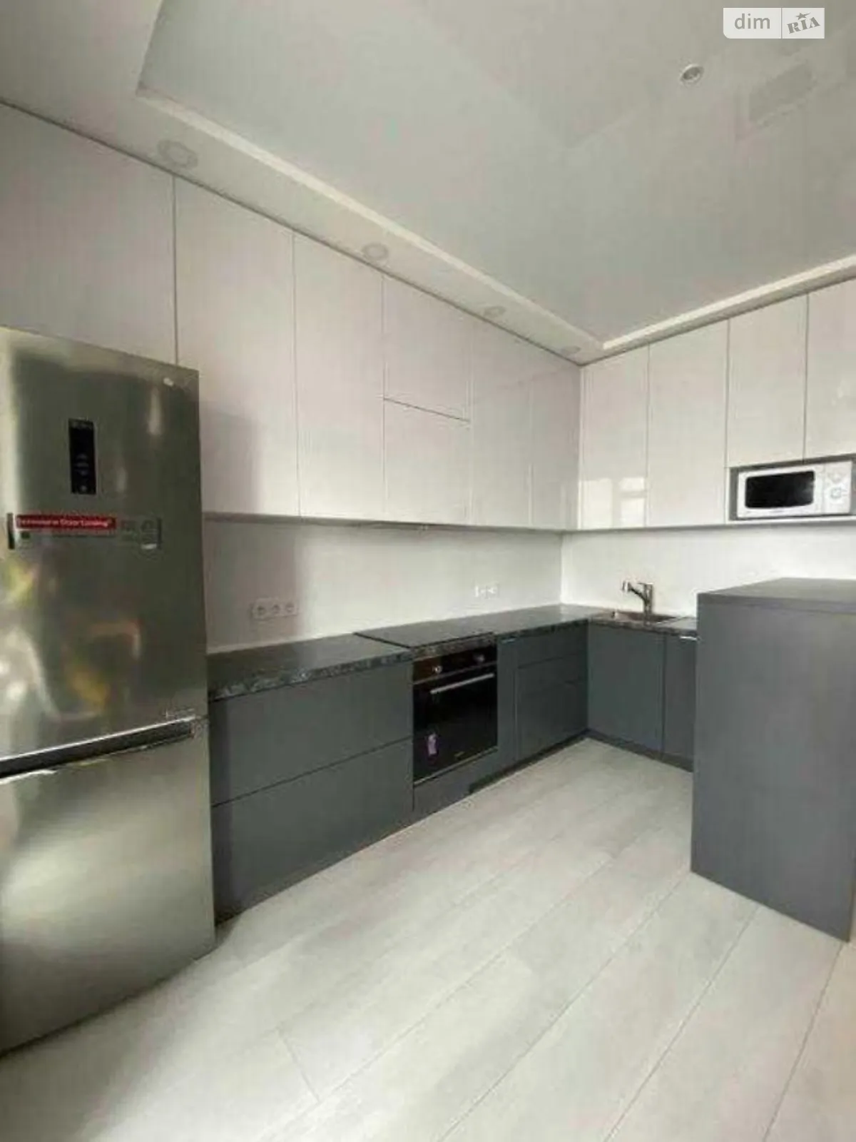 Продается 2-комнатная квартира 63 кв. м в Киеве, ул. Каховская, 60 - фото 1