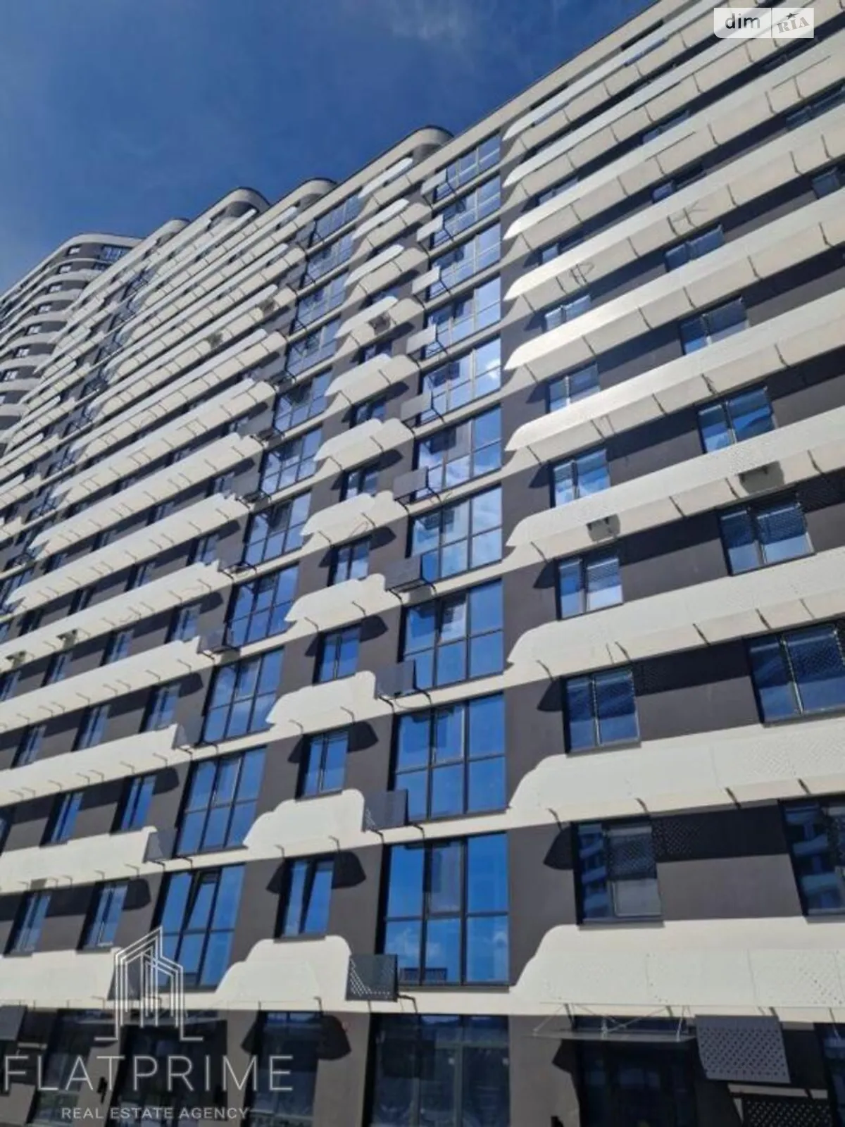 Продается 2-комнатная квартира 79 кв. м в Киеве, ул. Воскресенская, 2В - фото 1