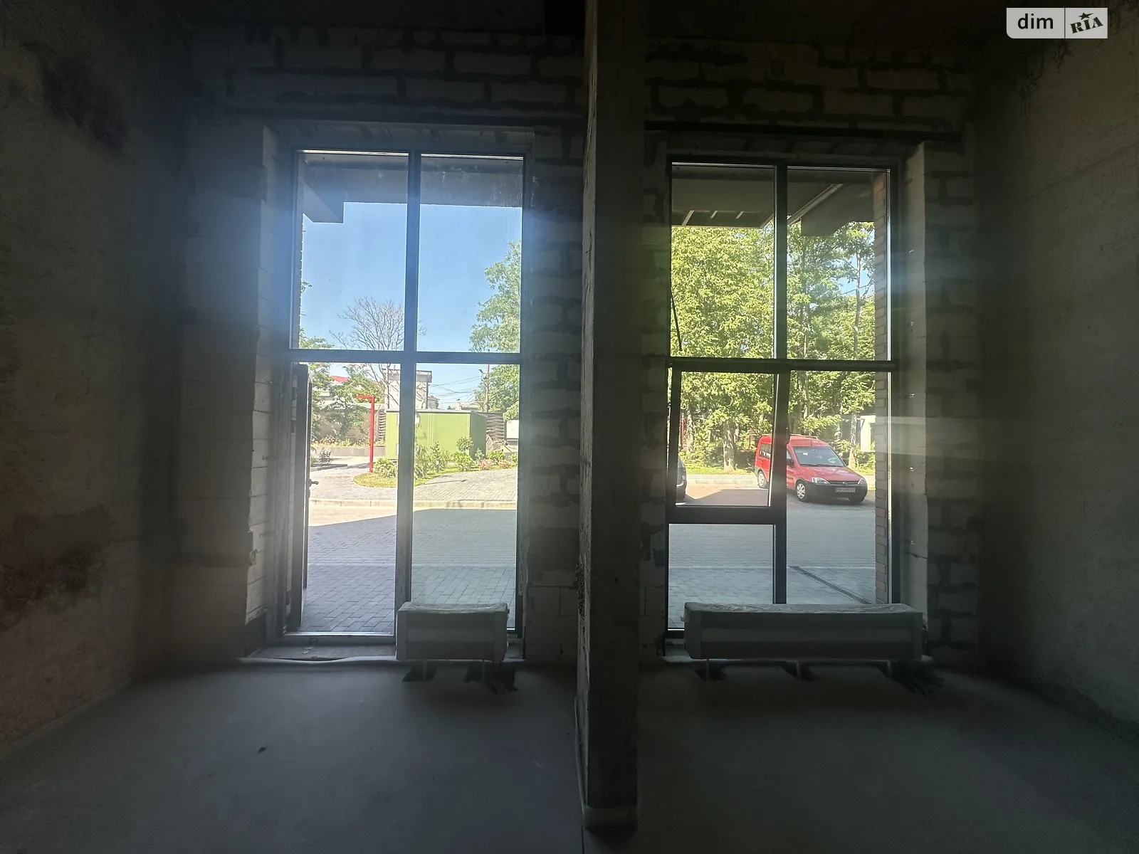 Продається 2-кімнатна квартира 117 кв. м у Одесі, вул. Дачна, 28Д - фото 1