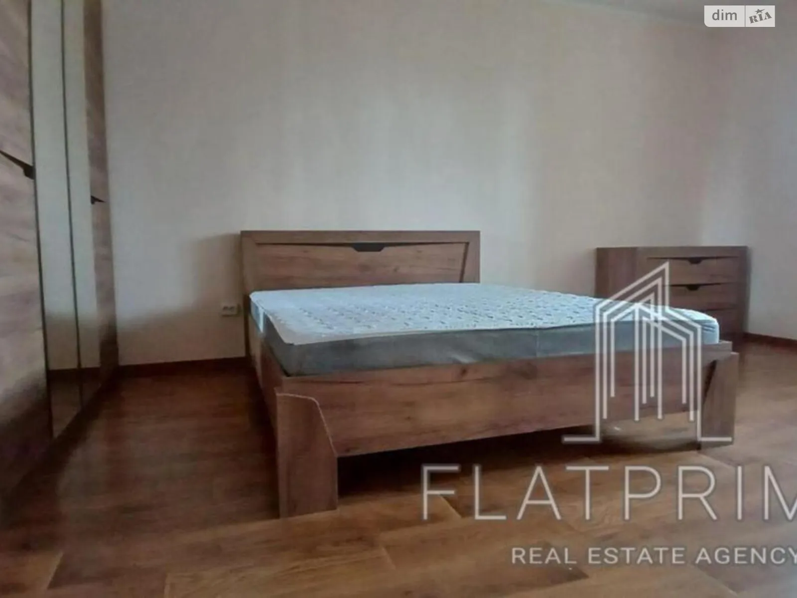 Продается 2-комнатная квартира 78.1 кв. м в Киеве, ул. Ревуцкого, 54 - фото 1