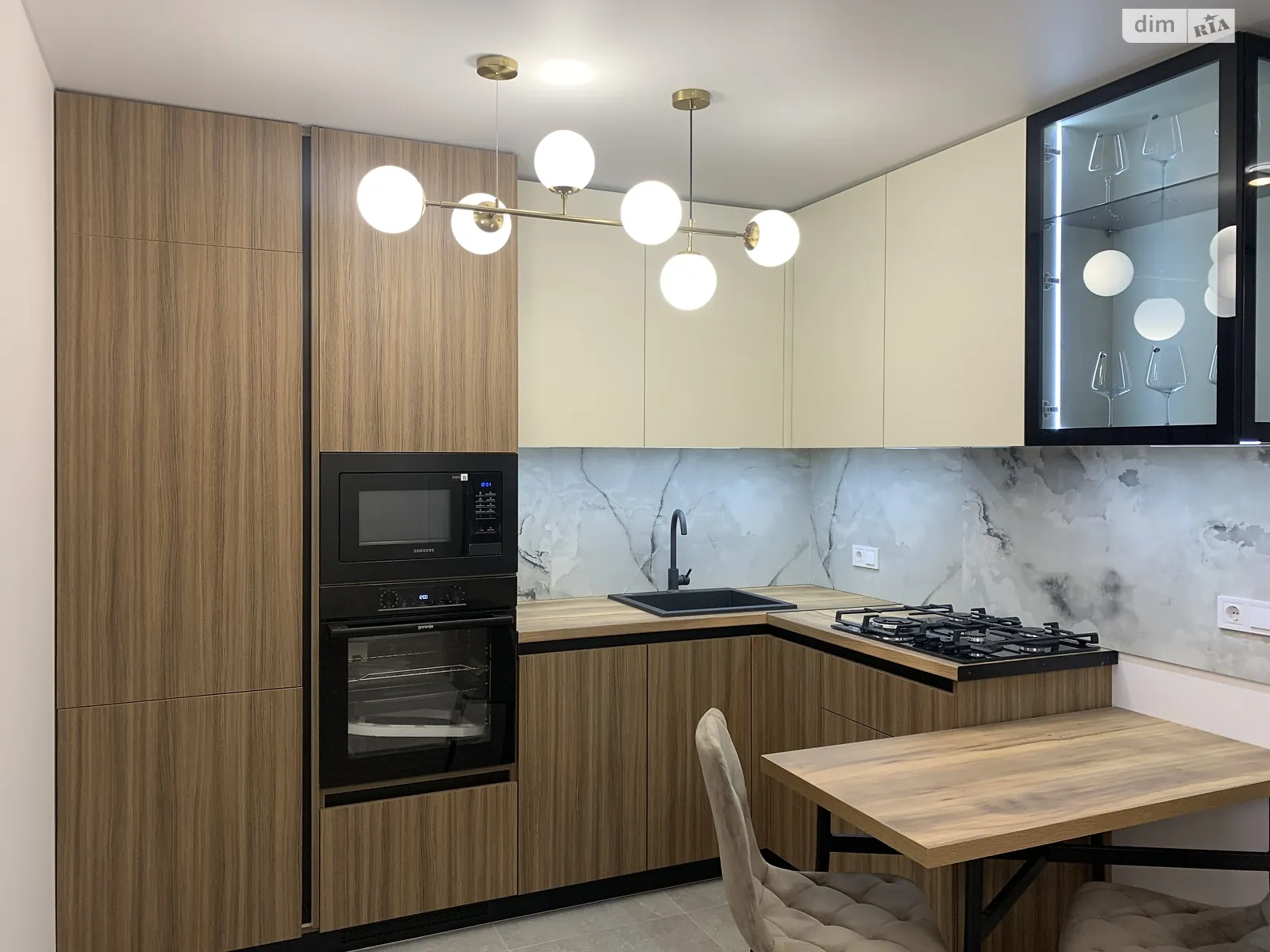 3-комнатная квартира 58 кв. м в Тернополе, ул. Смакулы - фото 1