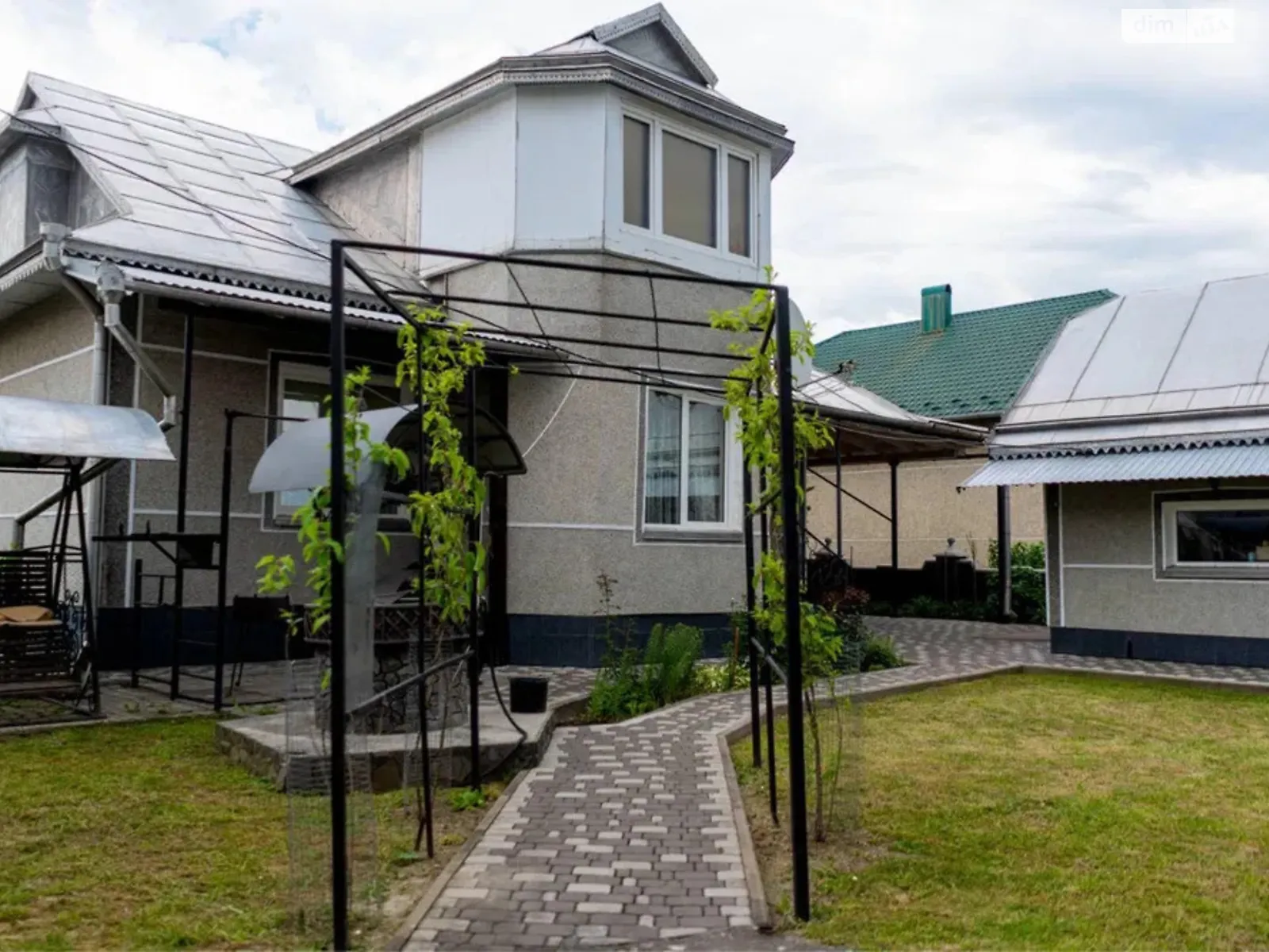 Продається одноповерховий будинок 200 кв. м з банею/сауною, цена: 125000 $ - фото 1