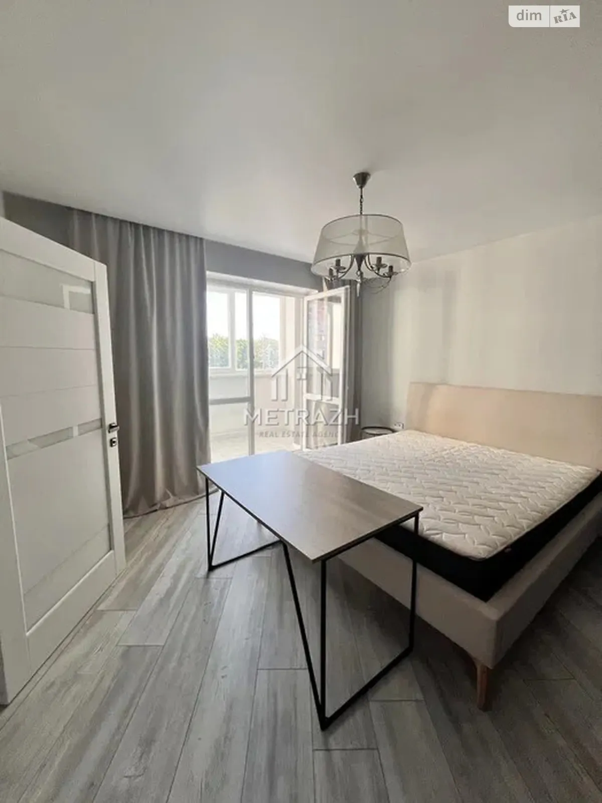 Продається 2-кімнатна квартира 71 кв. м у Харкові, просп. Перемоги, 87 - фото 1