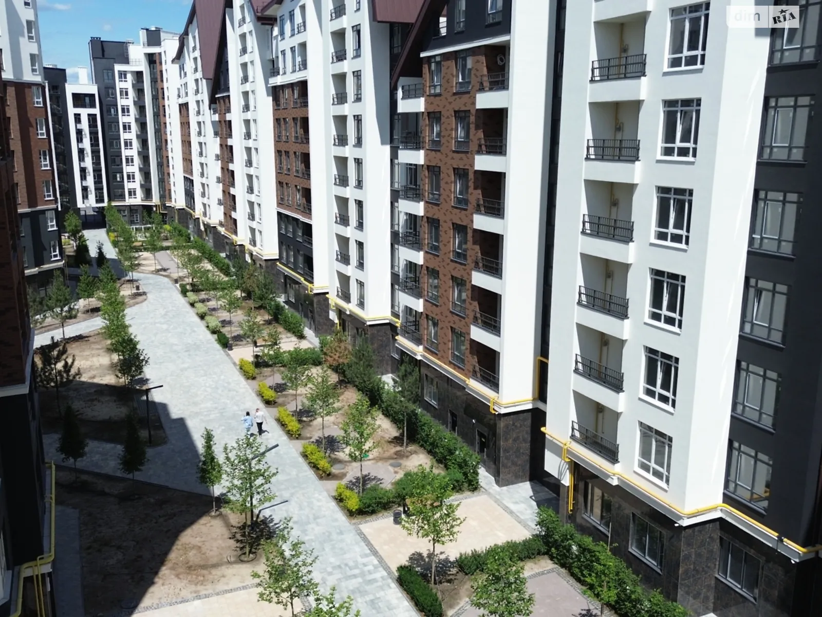 Продается 1-комнатная квартира 38 кв. м в Ирпене, ул. Ольги Кобылянской(Достоевского), 35 - фото 1