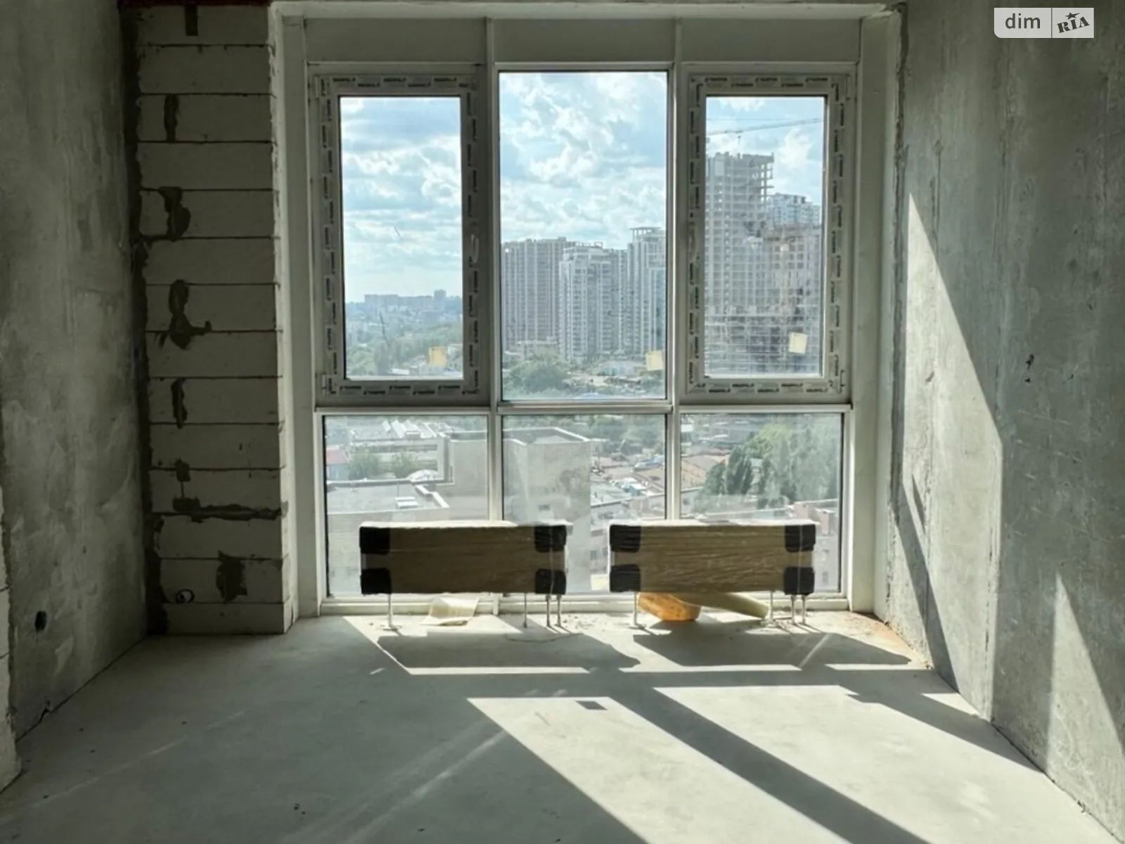 Продається 1-кімнатна квартира 66 кв. м у Києві, вул. Михайла Бойчука, 41Б - фото 1