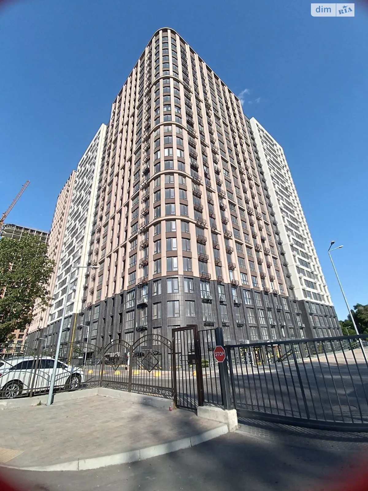 Продается 1-комнатная квартира 43.3 кв. м в Одессе, ул. Ивана Франко - фото 1