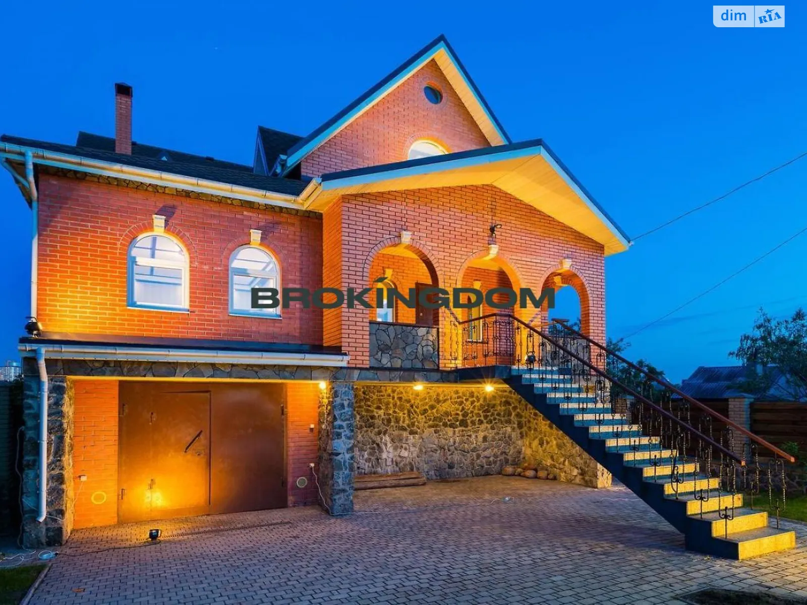 Продається будинок 3 поверховий 289.5 кв. м з садом, цена: 350000 $ - фото 1
