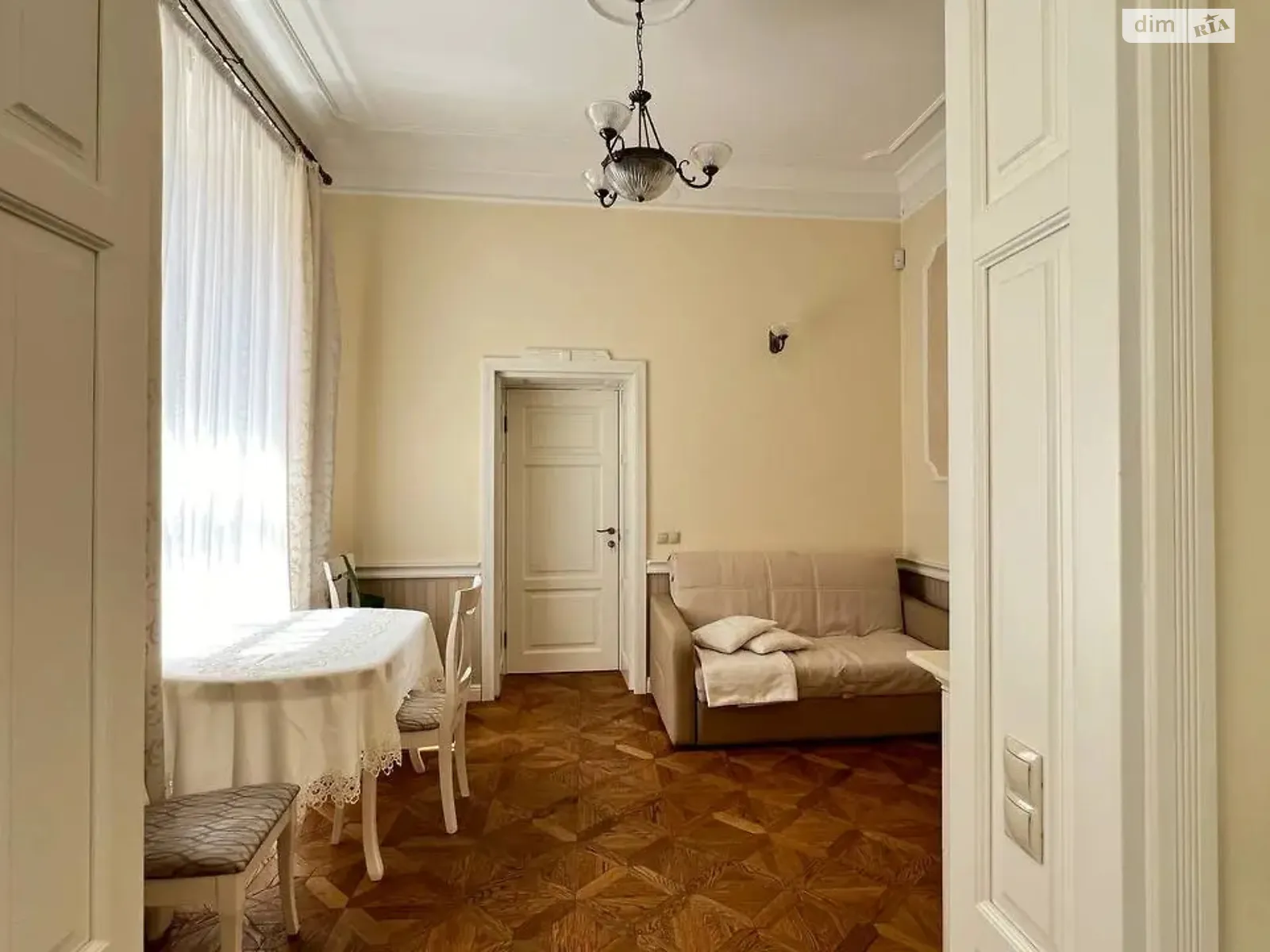 вул. Миколи Коперника, 19 Центр Львів - фото 1