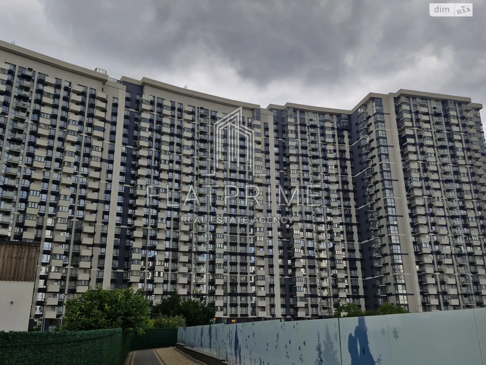Продается 1-комнатная квартира 50 кв. м в Киеве, ул. Заречная, 6 корпус 3 - фото 1