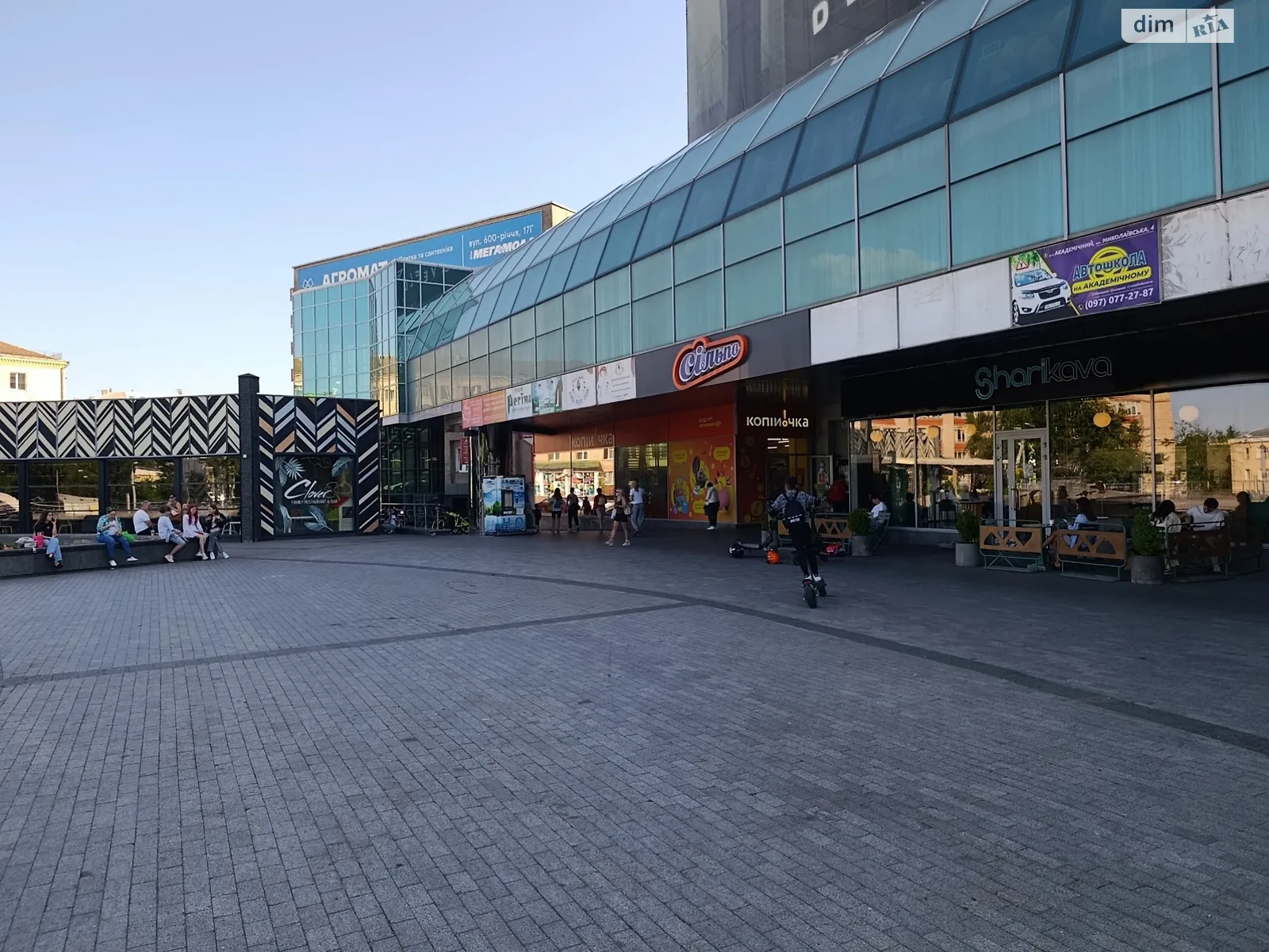 Здається в оренду приміщення вільного призначення 4 кв. м в 3-поверховій будівлі, цена: 7700 грн - фото 1