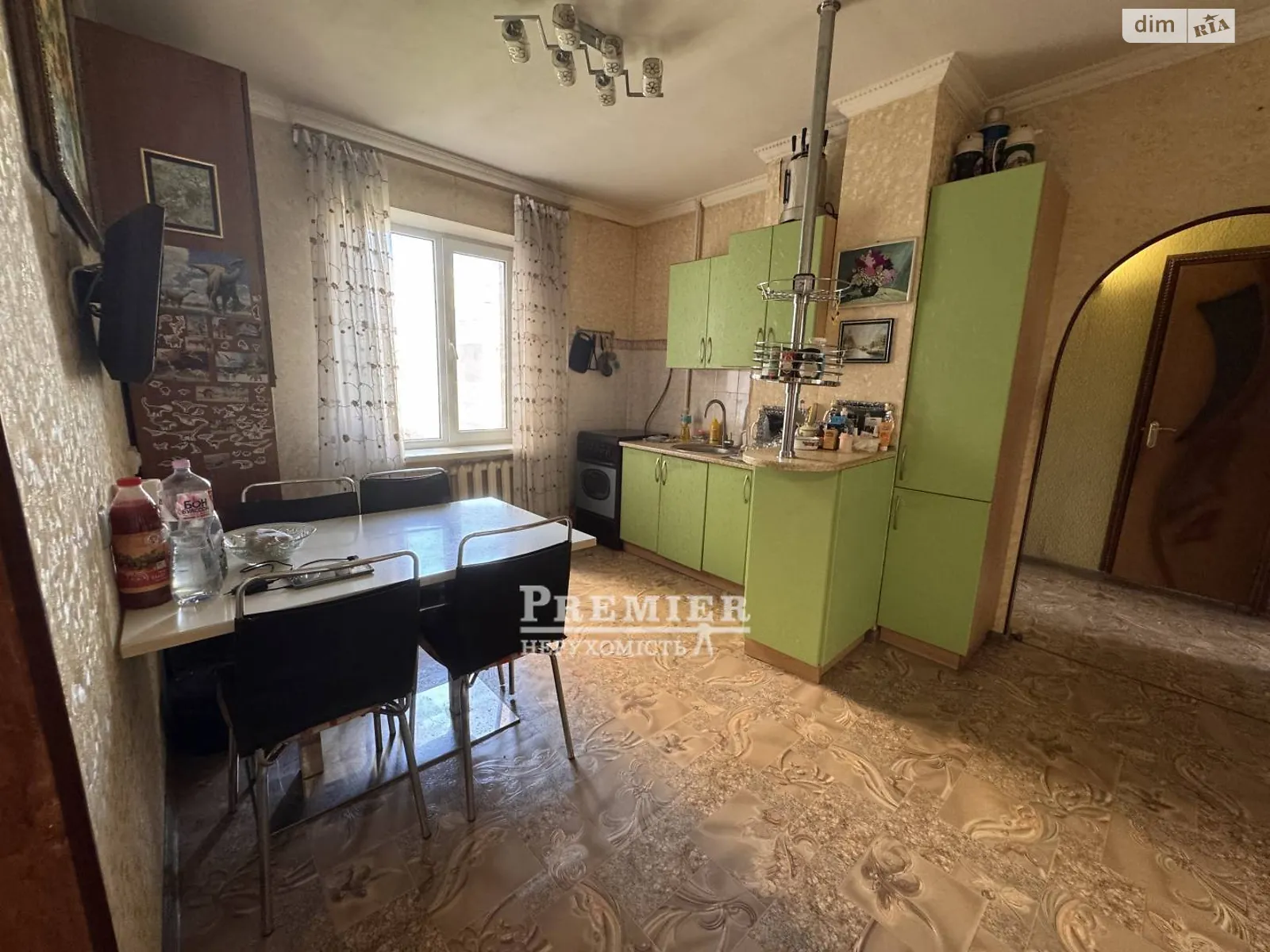 Продается 3-комнатная квартира 645 кв. м в Одессе, ул. Академика Заболотного - фото 1