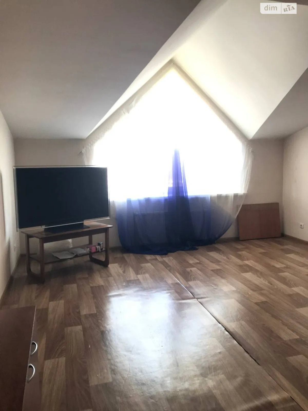 Продається 1-кімнатна квартира 60 кв. м у Великодолинському, вул. Одеська, 9 - фото 1