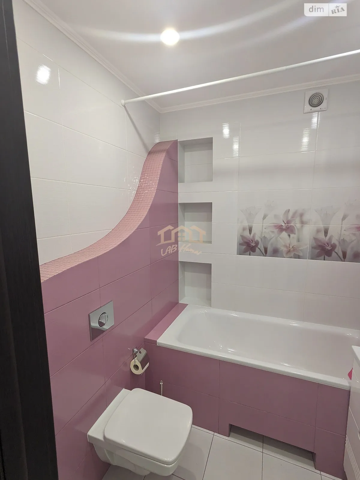 Продається 1-кімнатна квартира 42.3 кв. м у, цена: 58800 $ - фото 1