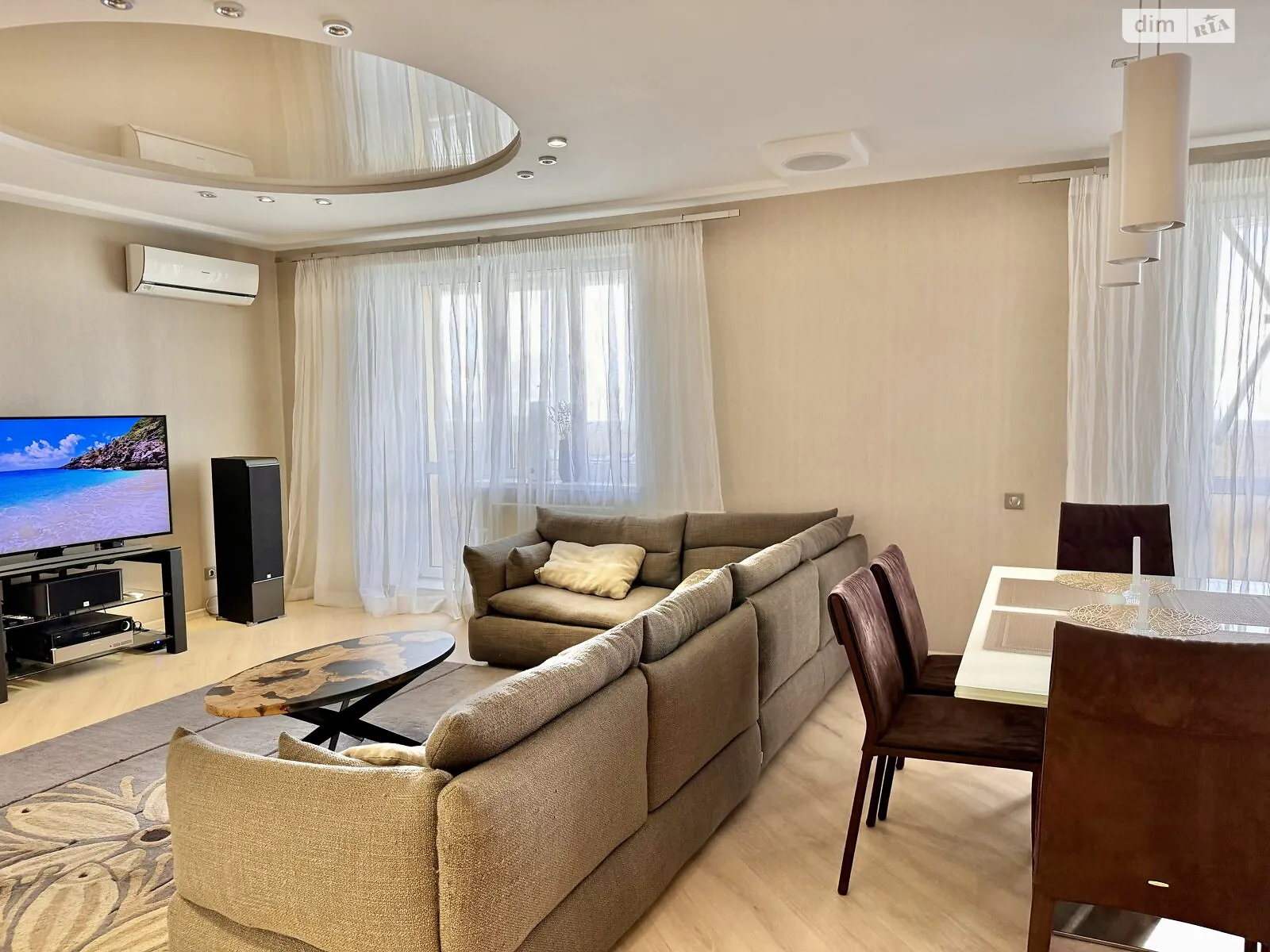 Продается 2-комнатная квартира 107.9 кв. м в Днепре, ул. Дмитрия Кедрина - фото 1