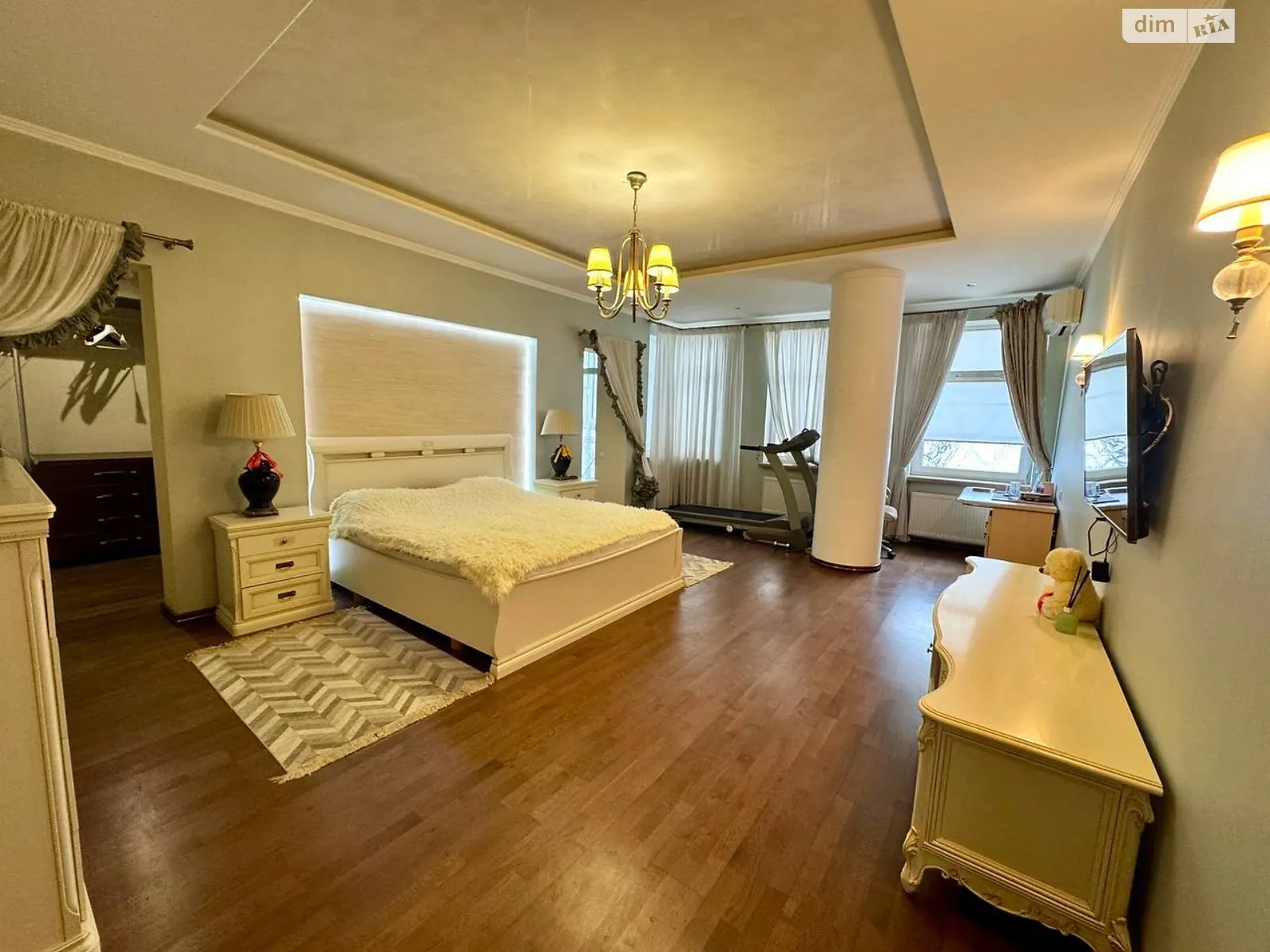 Продается 2-комнатная квартира 168.3 кв. м в Харькове, ул. Чернышевская, 50 - фото 1