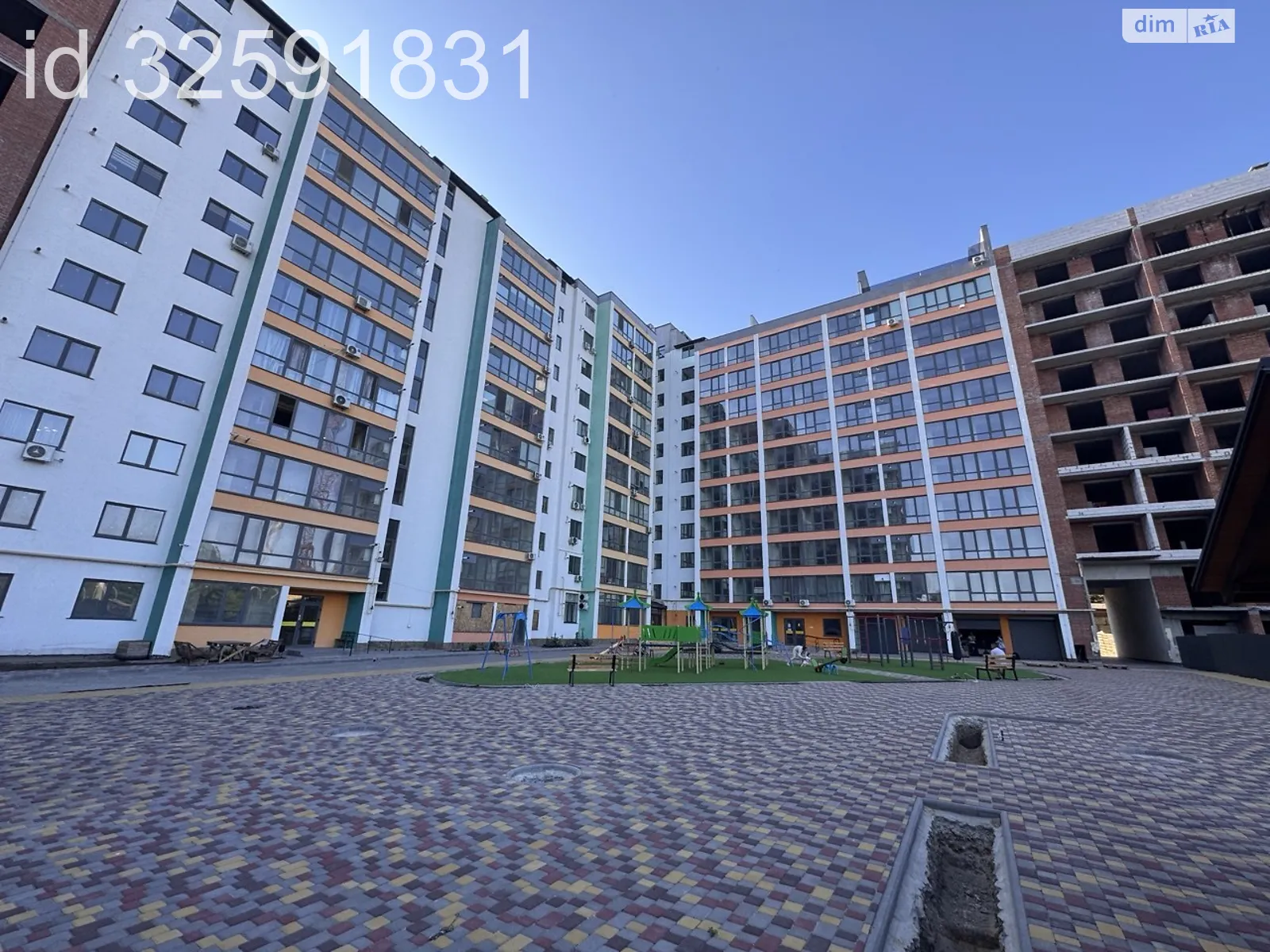 Продается 3-комнатная квартира 83 кв. м в Николаеве - фото 1