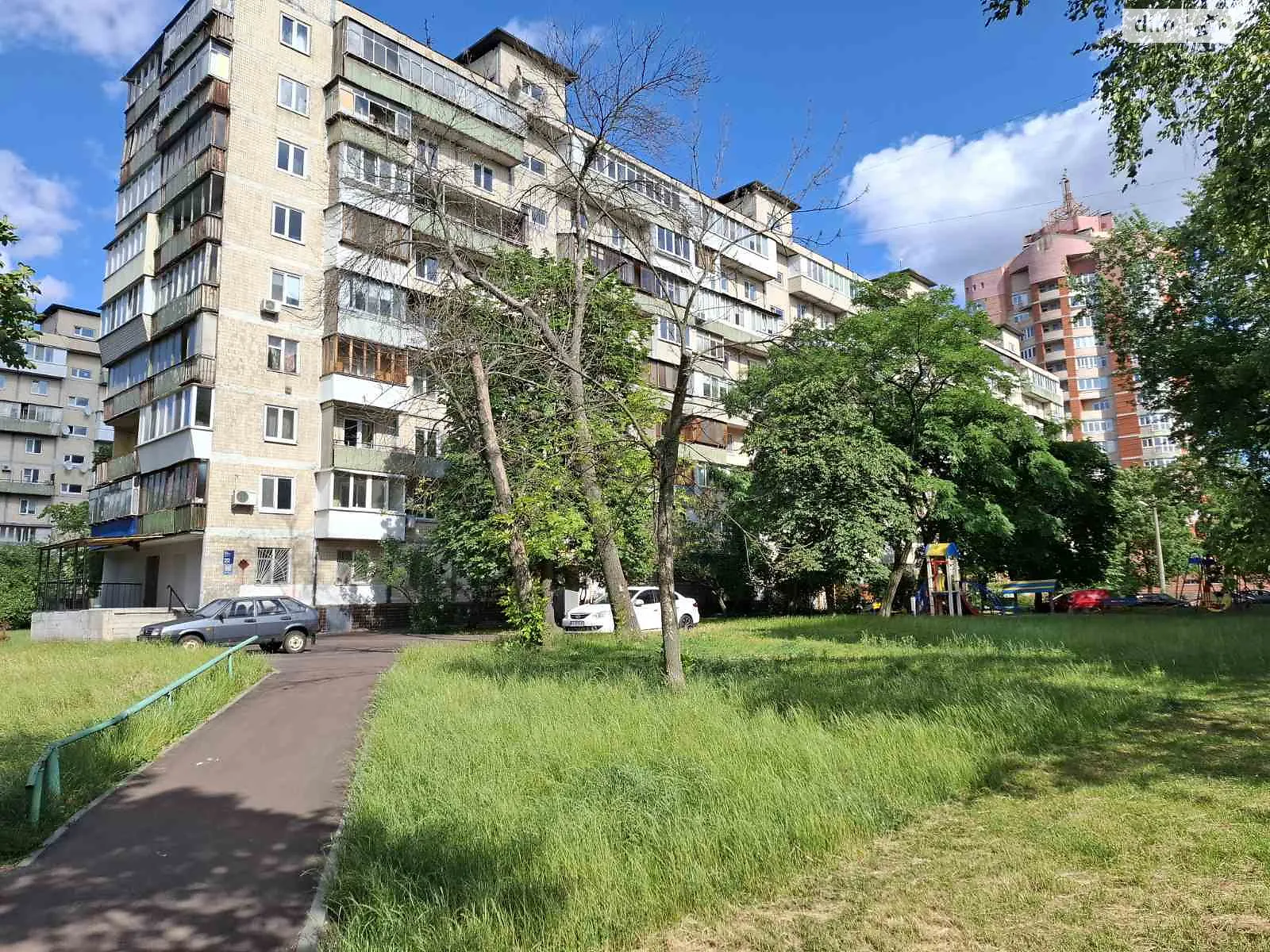 Продается 2-комнатная квартира 45 кв. м в Киеве, ул. Ореста Левицкого(Академика Курчатова), 22 - фото 1