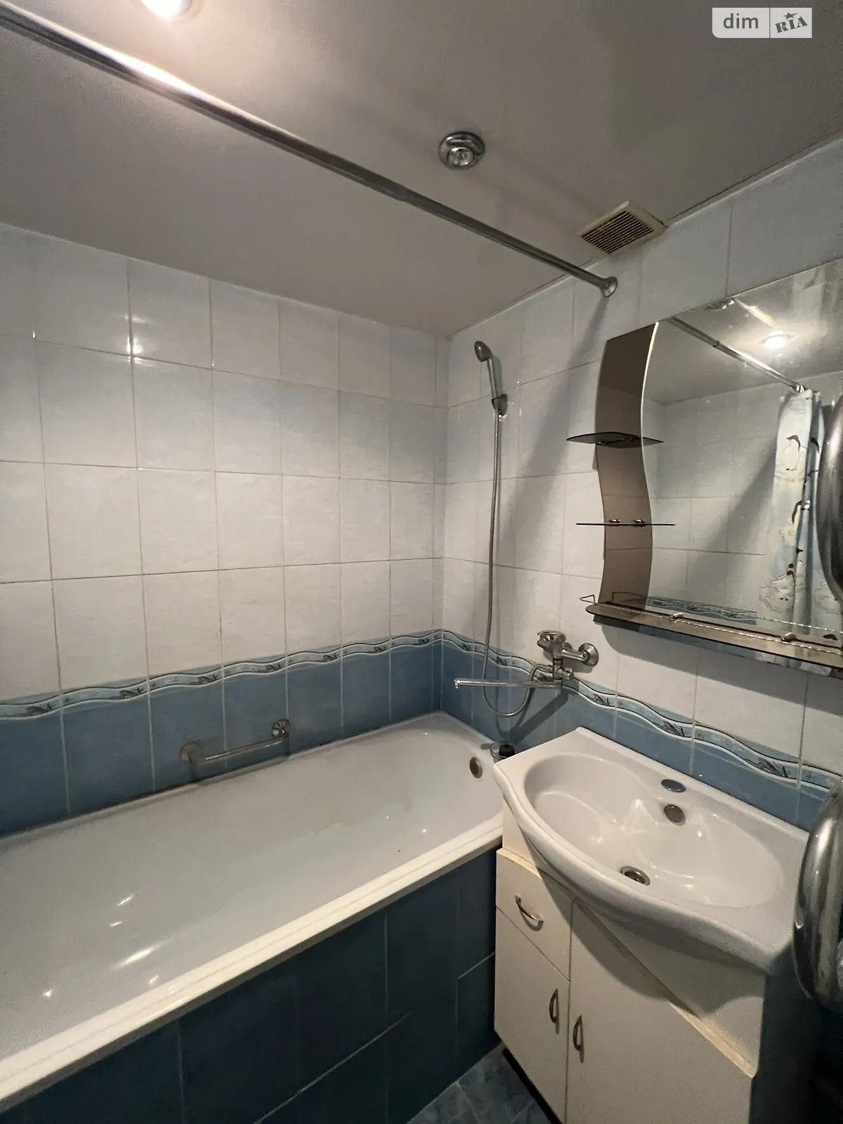 2-комнатная квартира 52 кв. м в Запорожье, ул. Дегтярева, 6 - фото 1