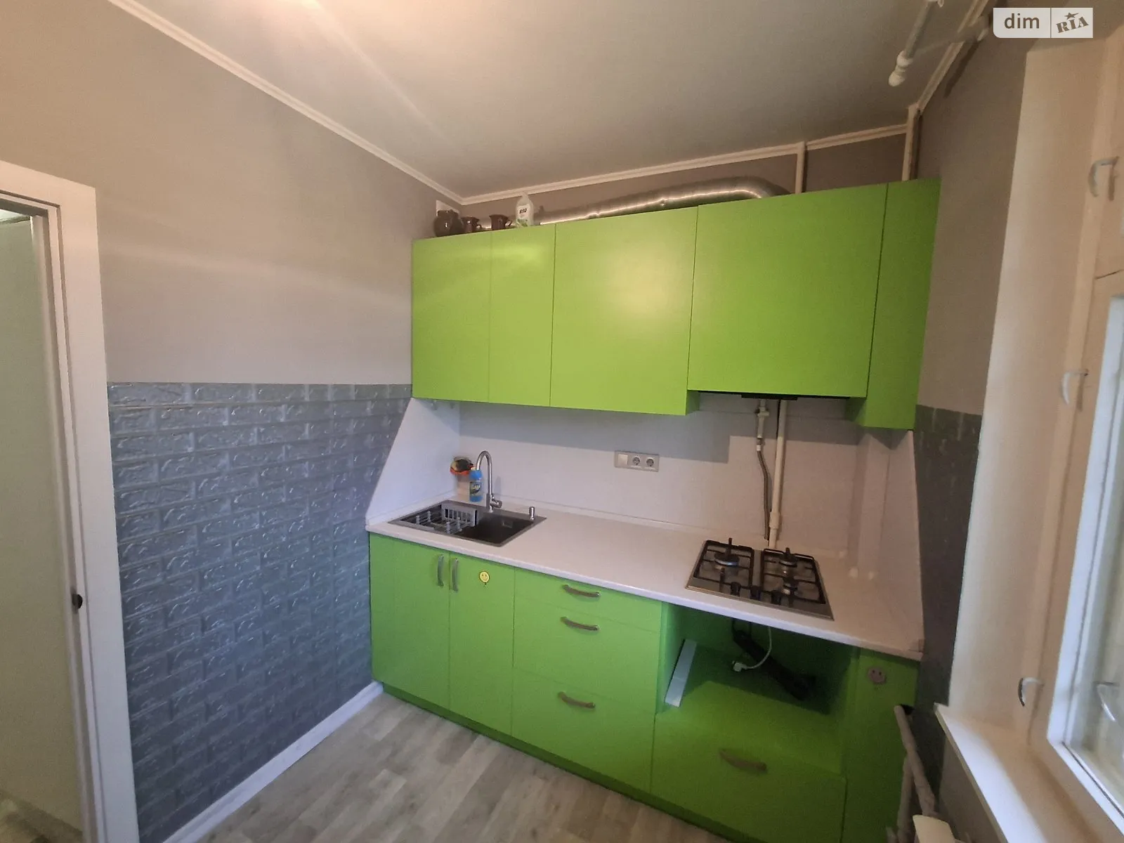 Продається 1-кімнатна квартира 38 кв. м у Києві, вул. Райдужна, 39 - фото 1