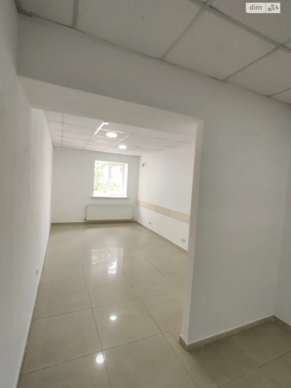Здається в оренду офіс 25 кв. м в бізнес-центрі, цена: 7500 грн - фото 1