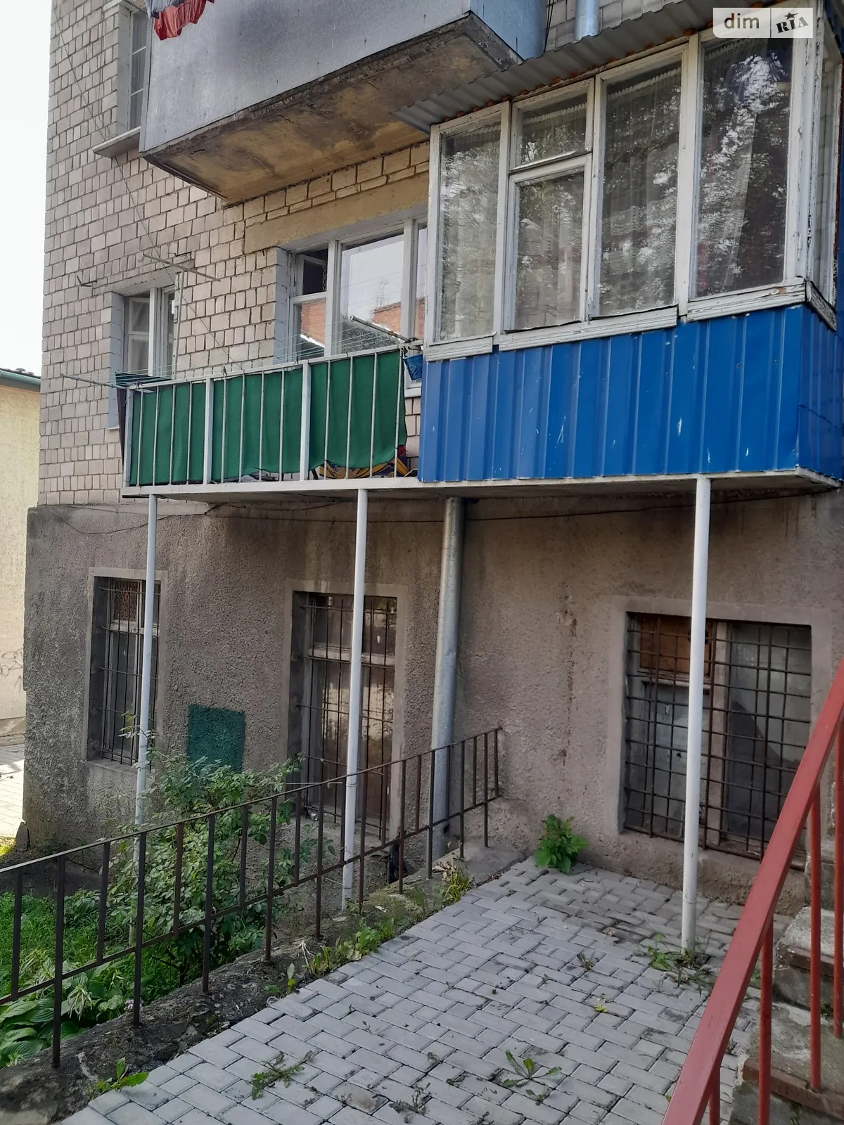 Продается 2-комнатная квартира 45 кв. м в Черновцах, ул. Кармелюка Устима, 71 - фото 1