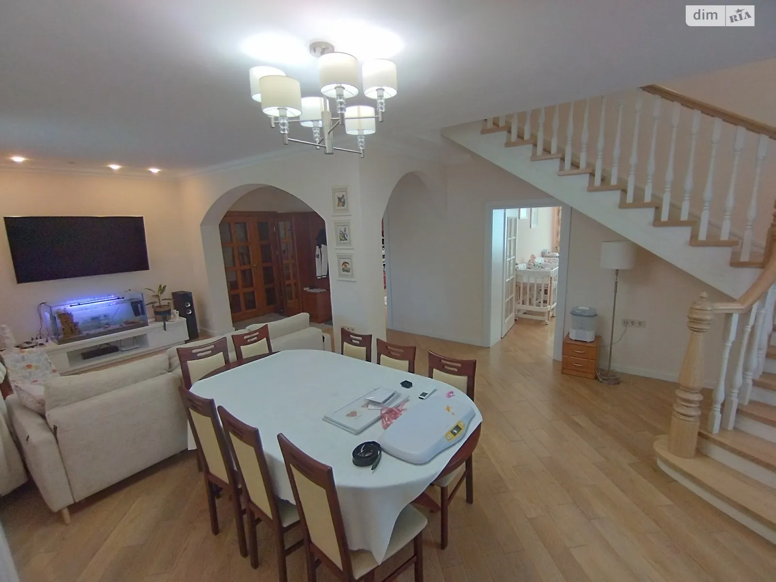 Продається будинок 2 поверховий 250 кв. м з терасою, цена: 163000 $ - фото 1