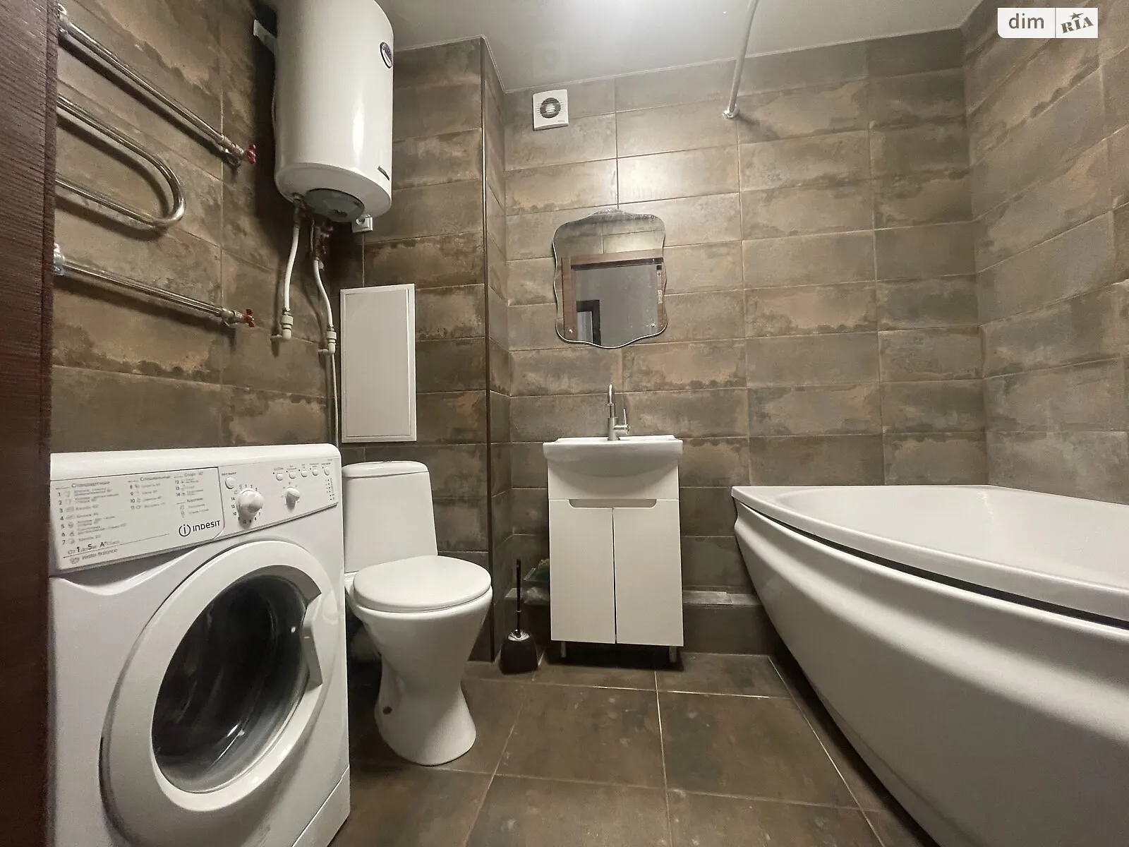 Продається 2-кімнатна квартира 55 кв. м у Харкові, вул. Космічна, 11 - фото 1