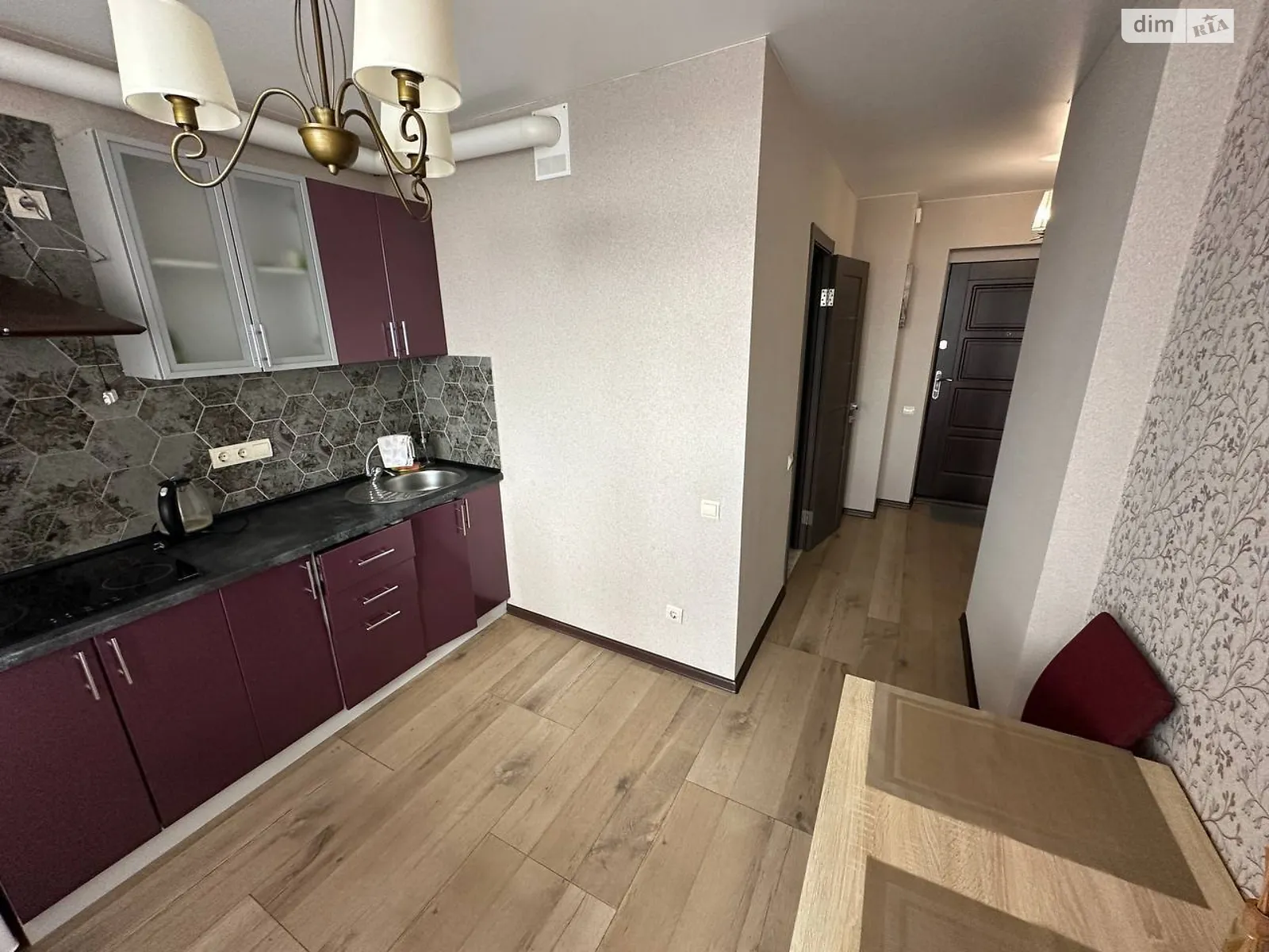 Продается 1-комнатная квартира 37 кв. м в Киеве, ул. Соломии Крушельницкой, 15В - фото 1