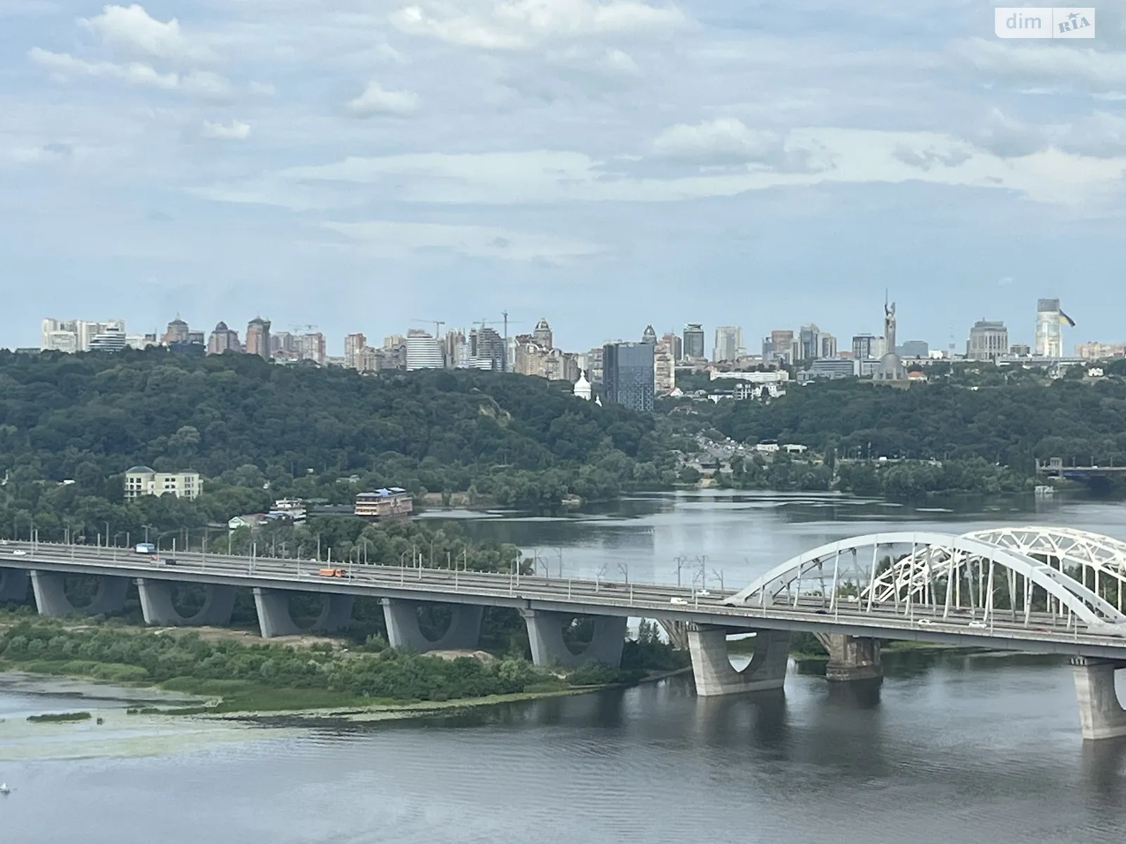 Продається 1-кімнатна квартира 48 кв. м у Києві, наб. Дніпровська, 15Д - фото 1