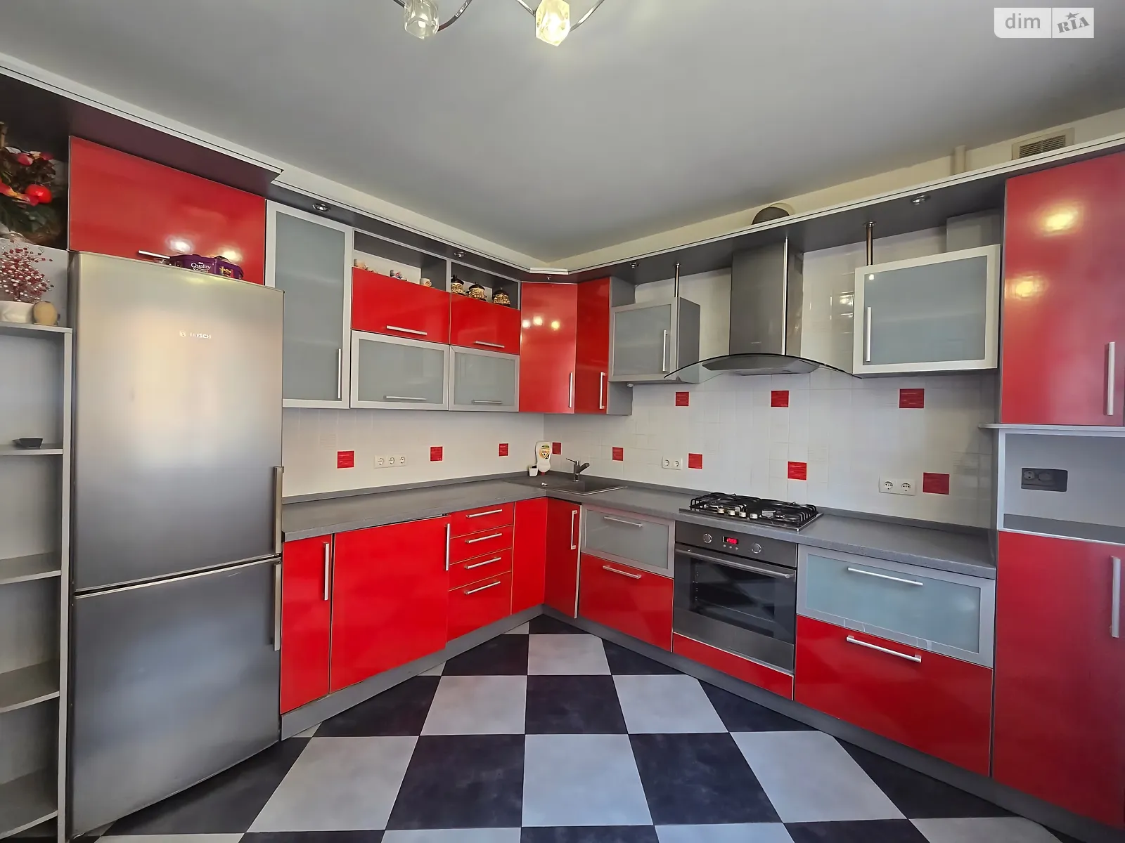 3-кімнатна квартира 65 кв. м у Тернополі, вул. Курбаса Леся - фото 1