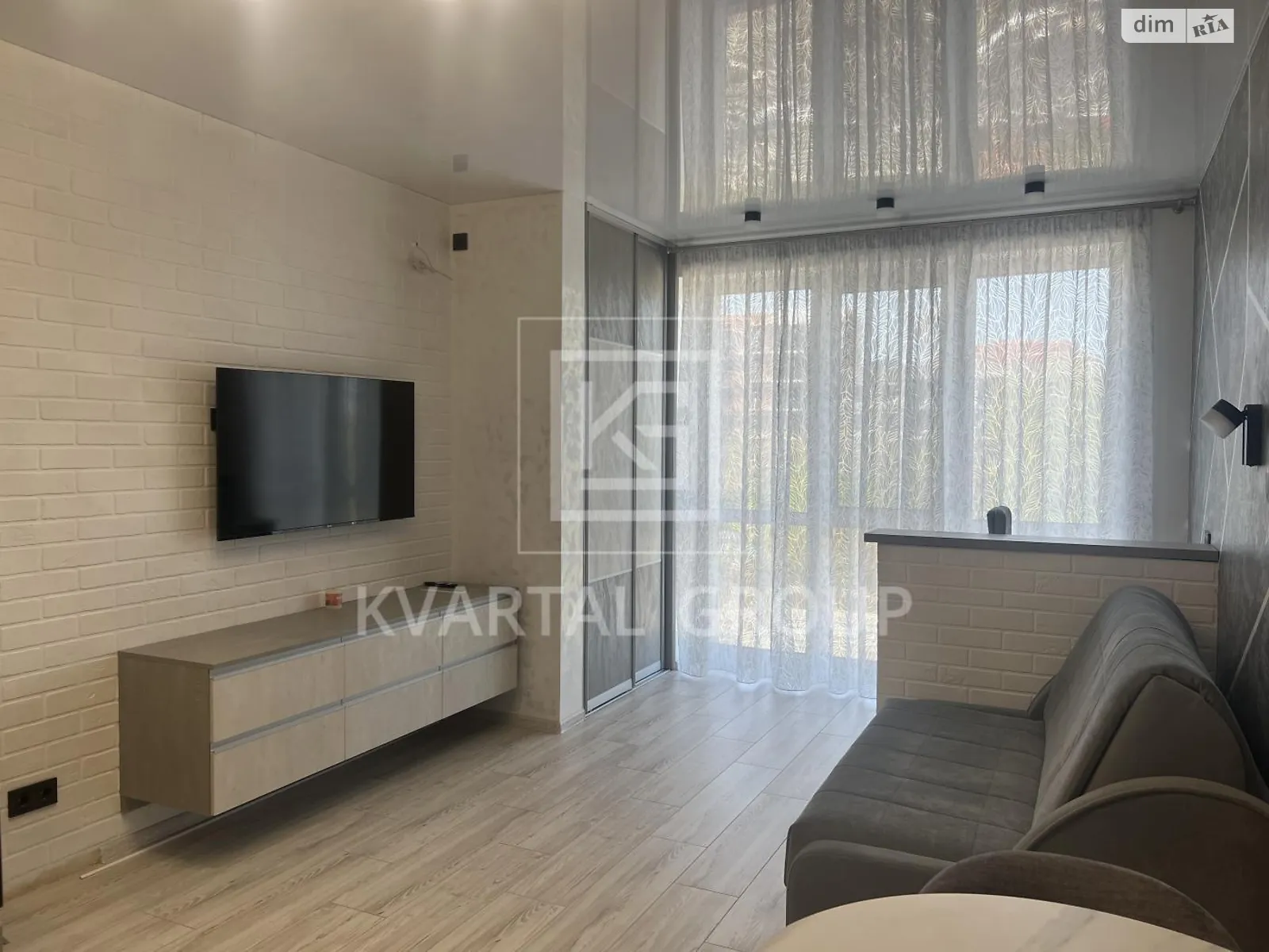 Продается 1-комнатная квартира 28.1 кв. м в Ирпене, ул. Николая Сингаевского(Новооскольская), 2Б/9 - фото 1