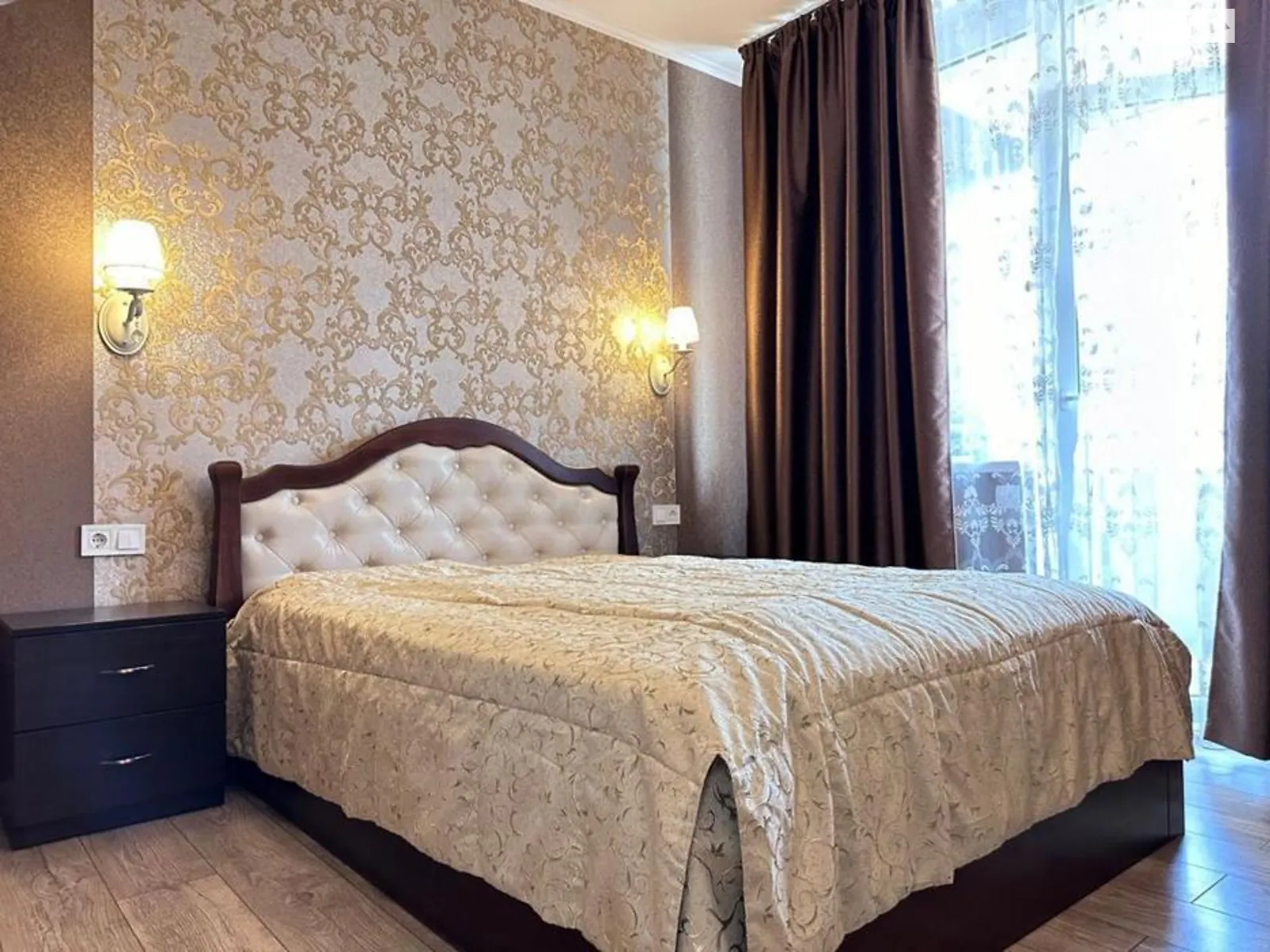 Продається 1-кімнатна квартира 47 кв. м у Києві, вул. Ованеса Туманяна, 1А - фото 1
