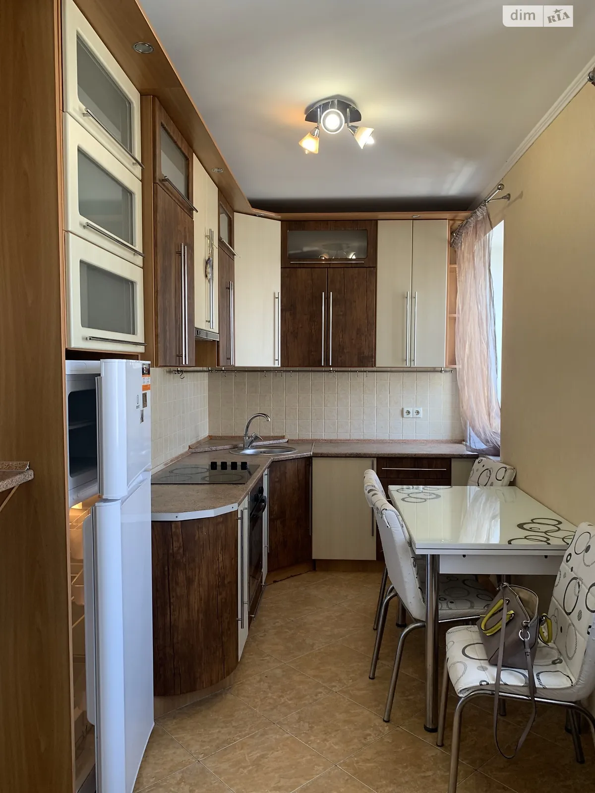 Продається 1-кімнатна квартира 38 кв. м у Одесі, вул. Дюківська, 8 - фото 1
