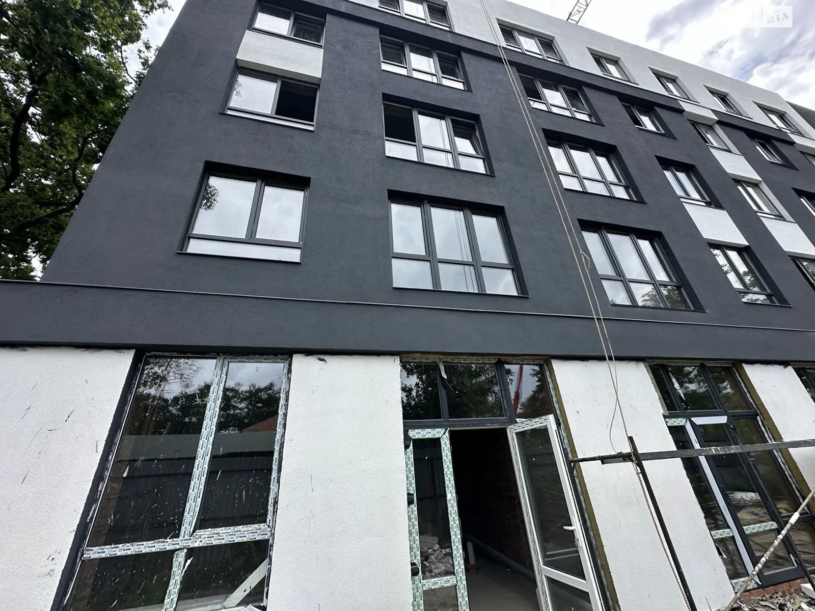 Продається 2-кімнатна квартира 39.59 кв. м у Ірпені, вул. Северинівська, 131А - фото 1