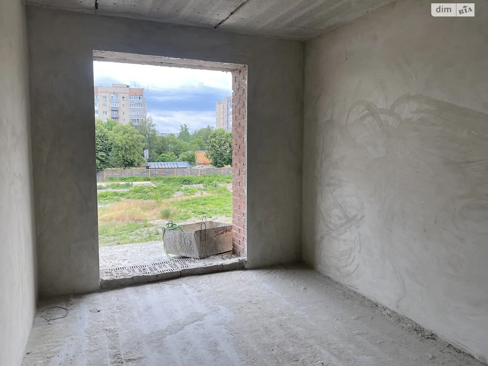 Продается 1-комнатная квартира 37 кв. м в Ивано-Франковске, ул. Вовчинецька, 25А - фото 1