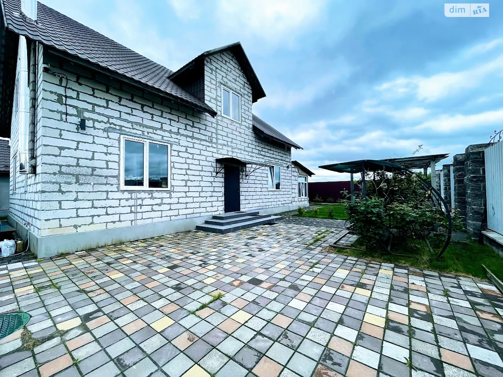Продається будинок 2 поверховий 179 кв. м з мансардою, цена: 120000 $ - фото 1