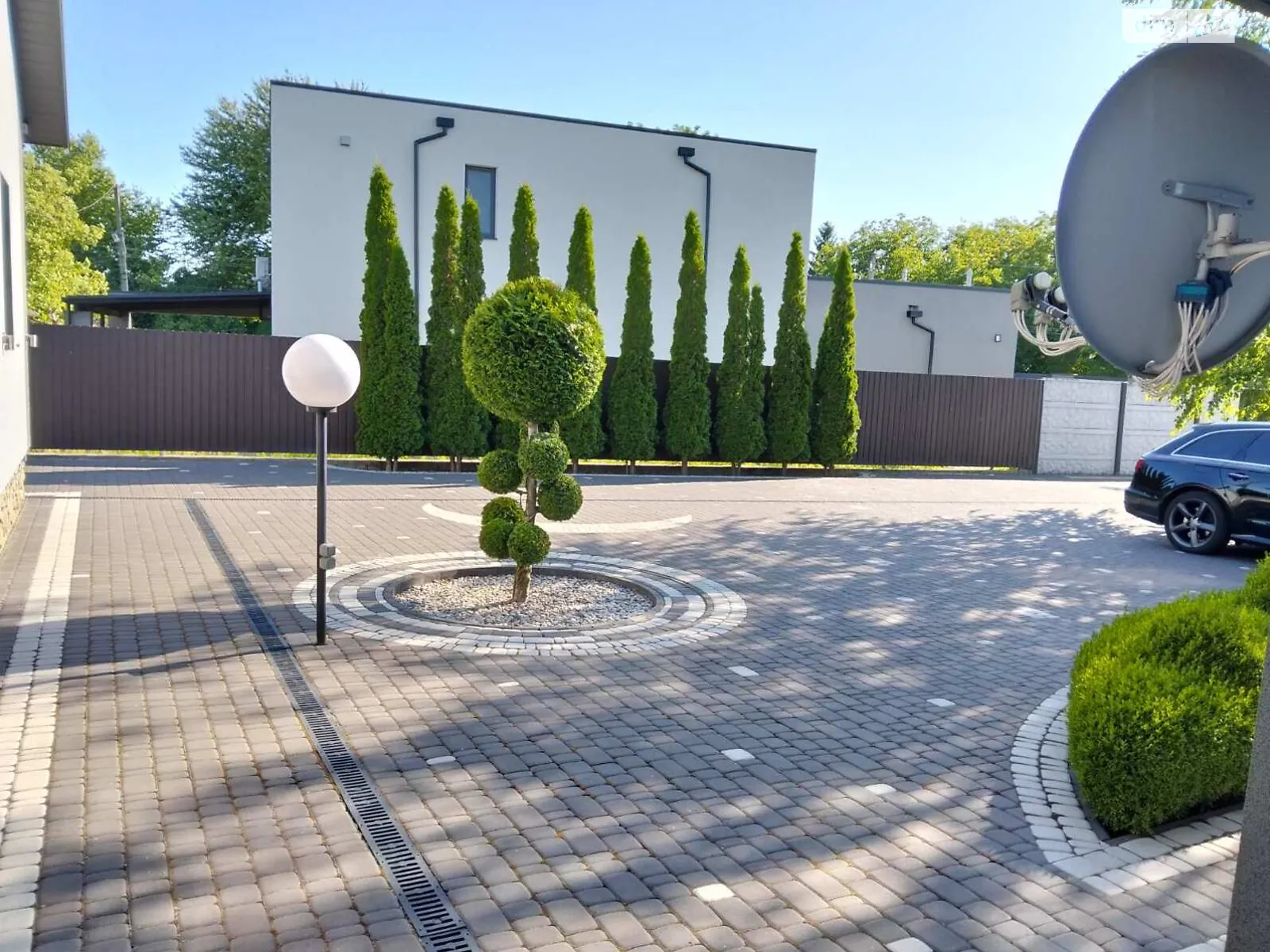 Продается дом на 2 этажа 118 кв. м с баней/сауной, цена: 240000 $ - фото 1