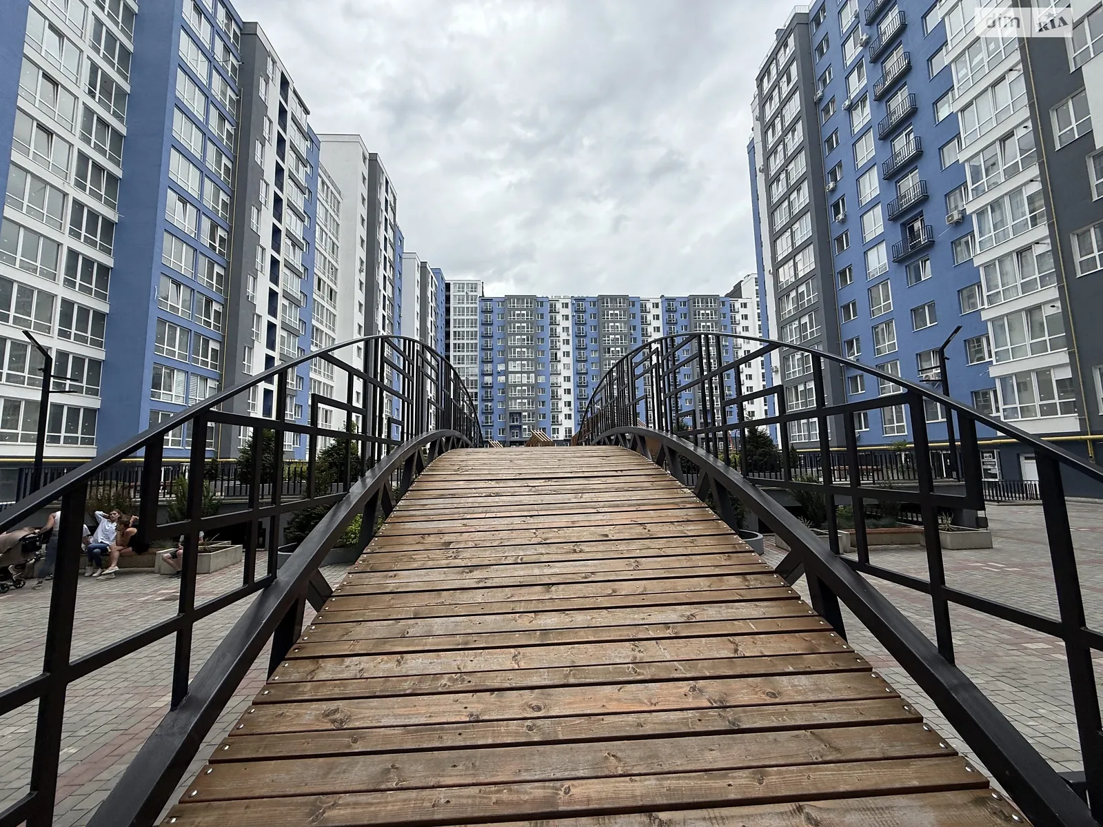 Продається 3-кімнатна квартира 117 кв. м у Івано-Франківську, вул. Княгинин, 44 корпус 23 - фото 1