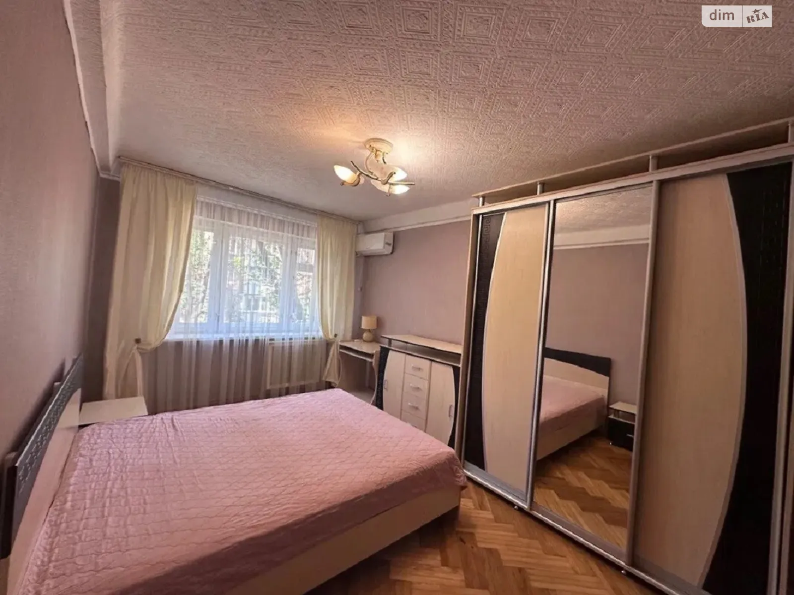 Продается 2-комнатная квартира 47 кв. м в Киеве, ул. Литвиненко-Вольгемут, 1Б - фото 1